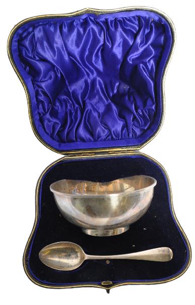 SILVER HALLMARKED CASED CHRISTENING BOWL & SPOON SET - Image 2 of 11