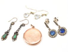 COLLECTION OF ANTIQUE JEWELLRY - EARRINGS & LOCKET