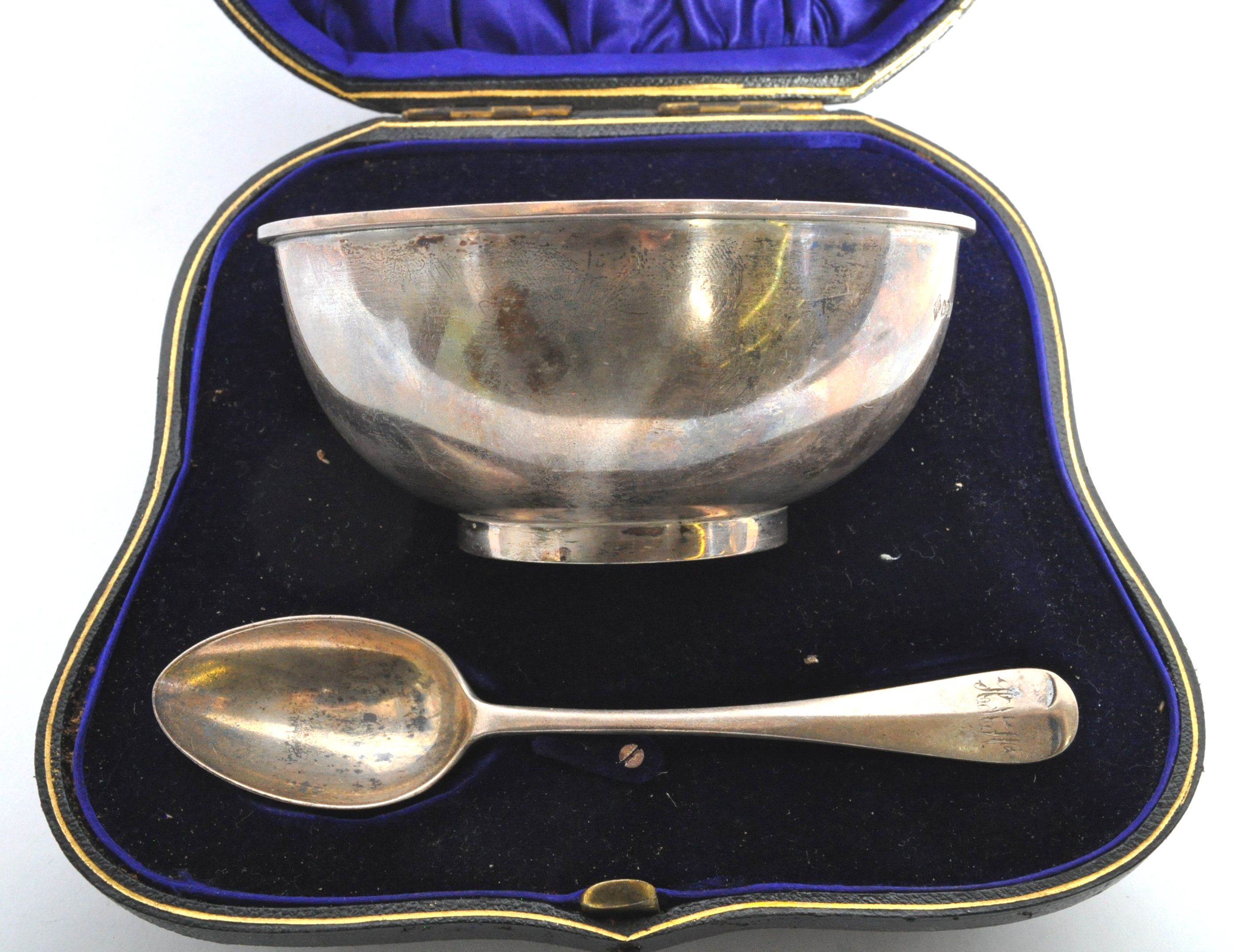 SILVER HALLMARKED CASED CHRISTENING BOWL & SPOON SET - Image 4 of 11