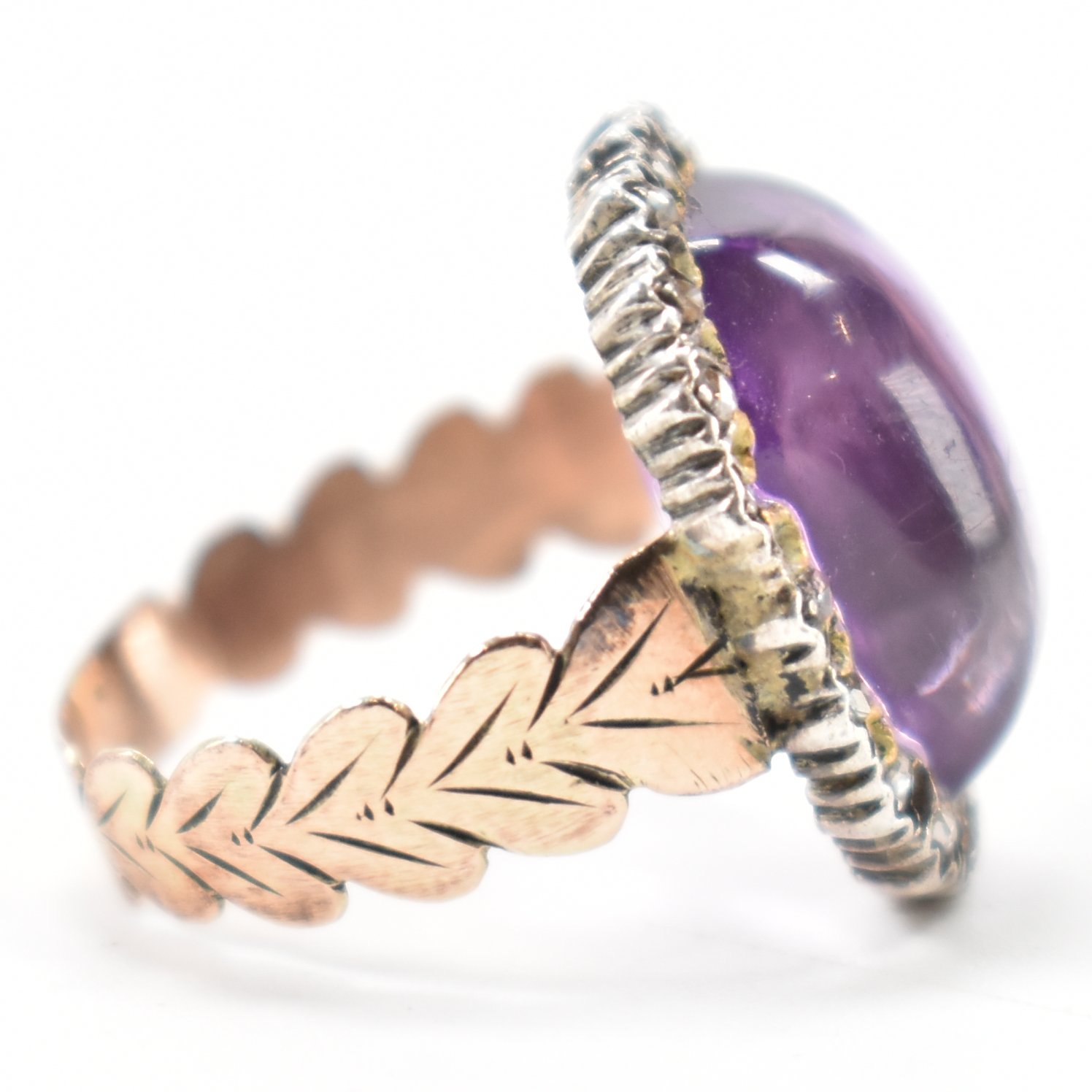 ANTIQUE GOLD AMETHYST & DIAMOND RING - Image 5 of 7