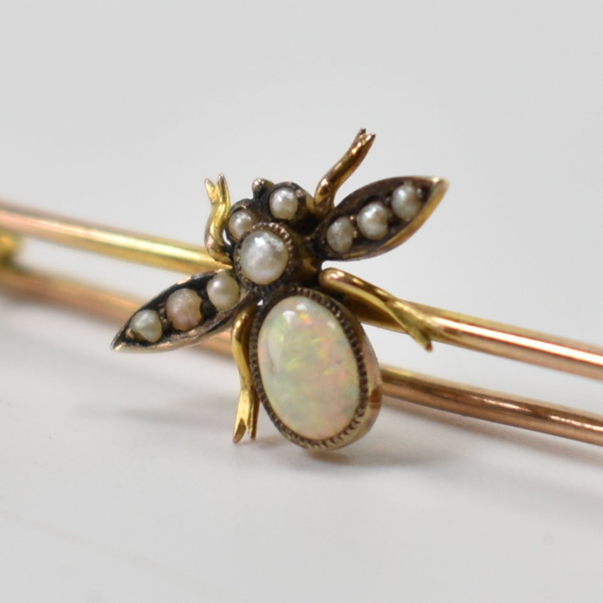 VICTORIAN 9CT GOLD OPAL & SEED PEARL BUG BROOCH - Image 7 of 9