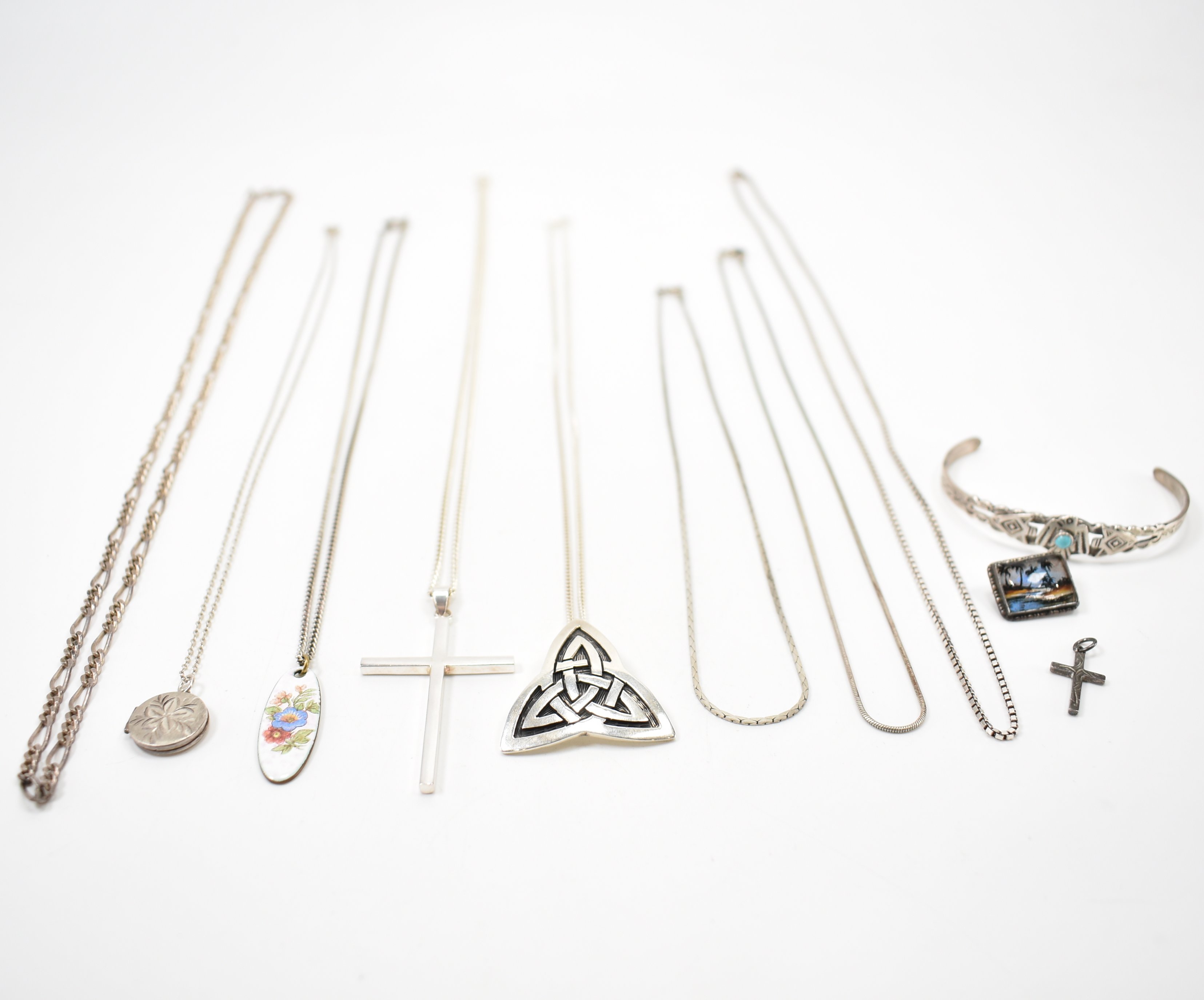 ASSORTMENT OF SILVER JEWELLERY - CHAINS, BROOCHES, PENDANTS
