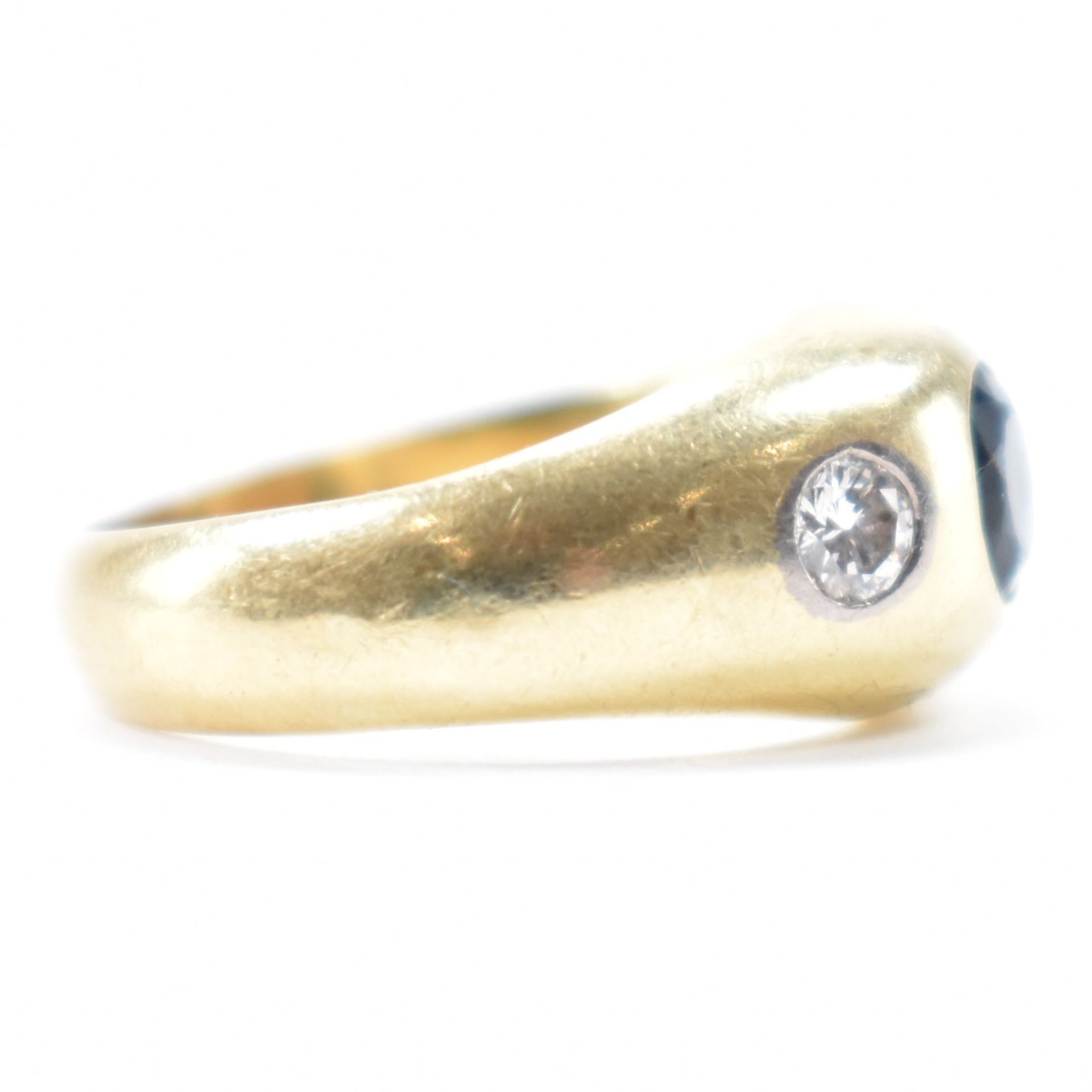 VINTAGE GOLD DIAMOND & SAPPHIRE GYPSY RING - Image 5 of 9