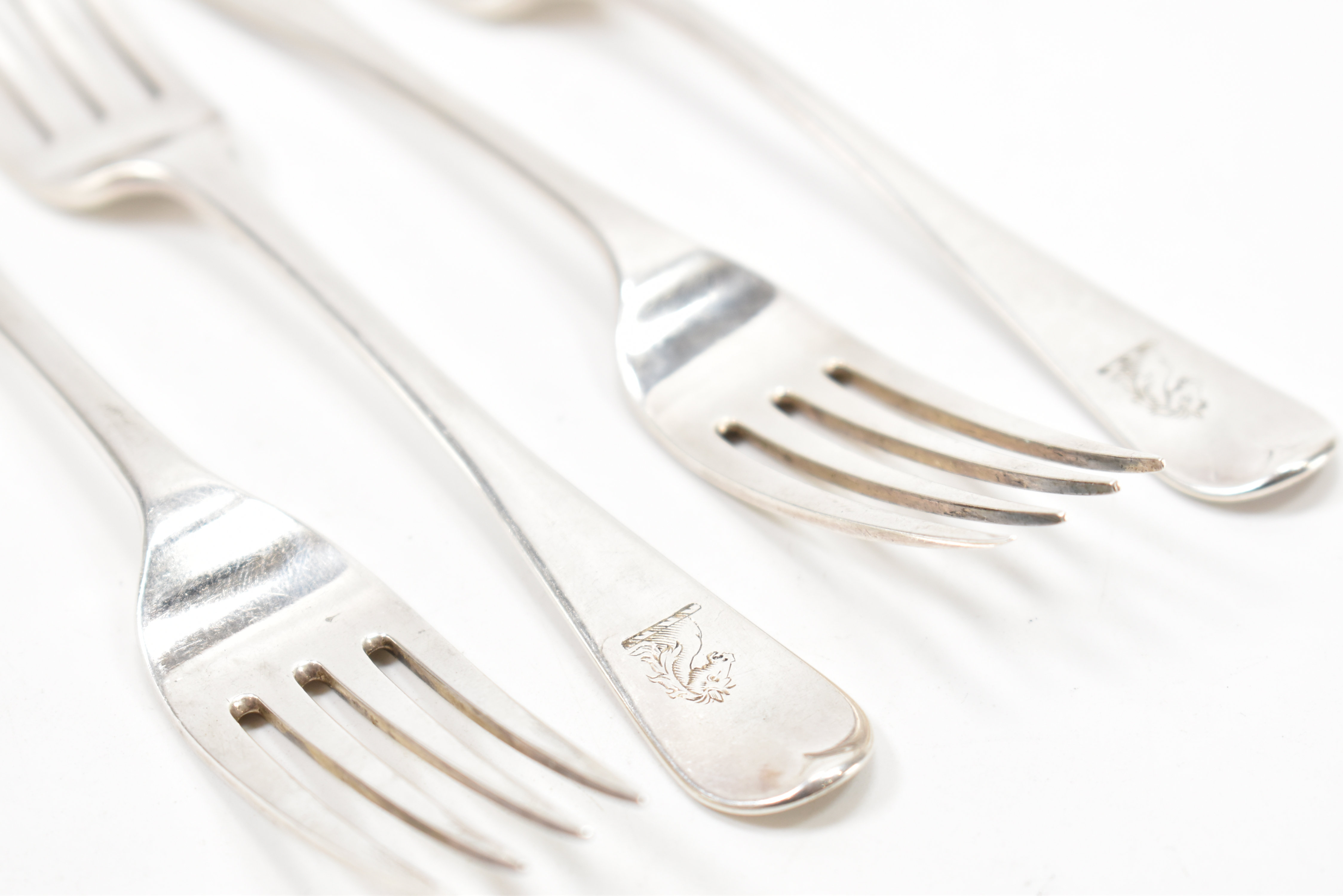 FOUR WILLIAM IV SILVER HALLMARKED FORKS - Image 2 of 4