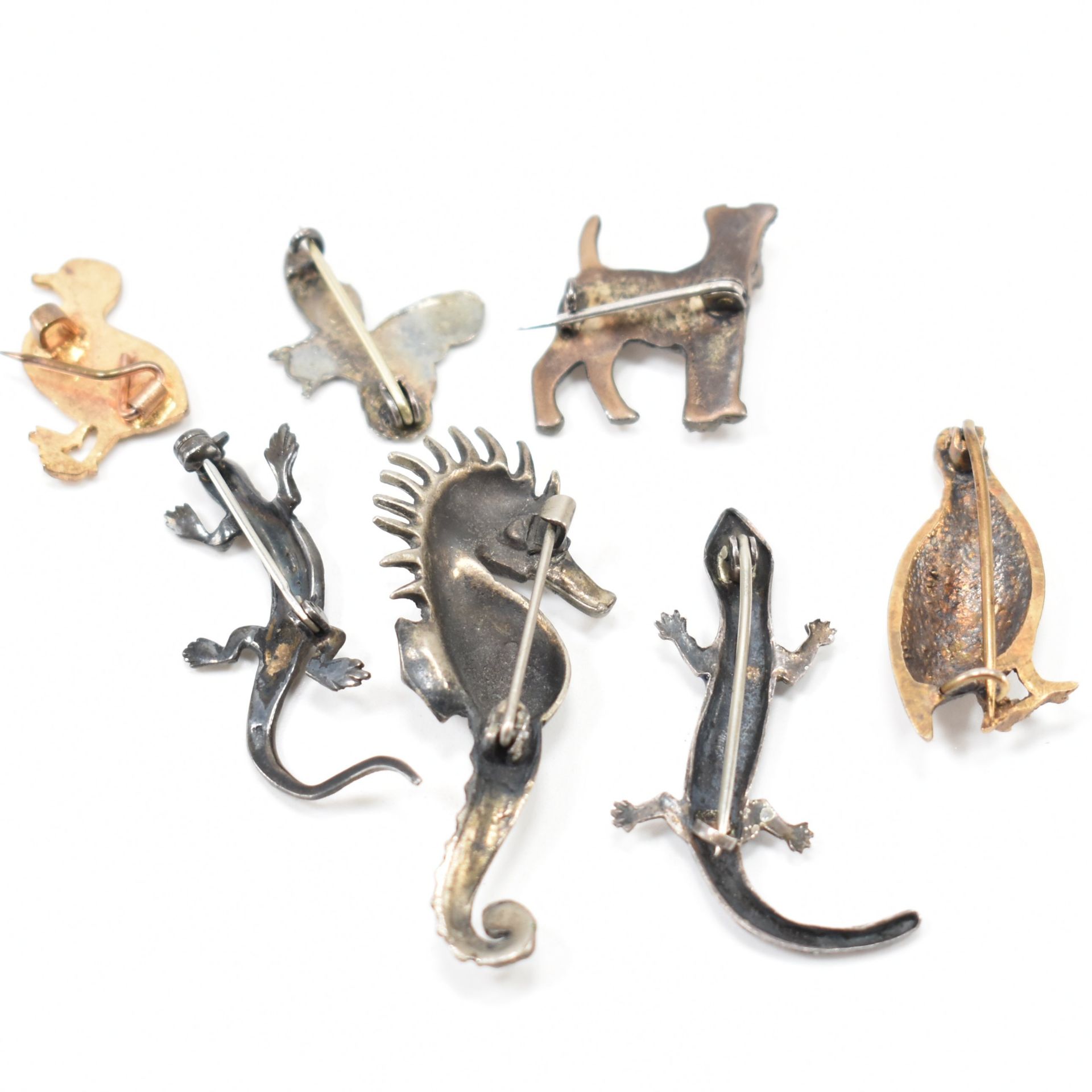 ASSORTMENT OF VINTAGE ANIMAL BROOCHES - Image 2 of 5