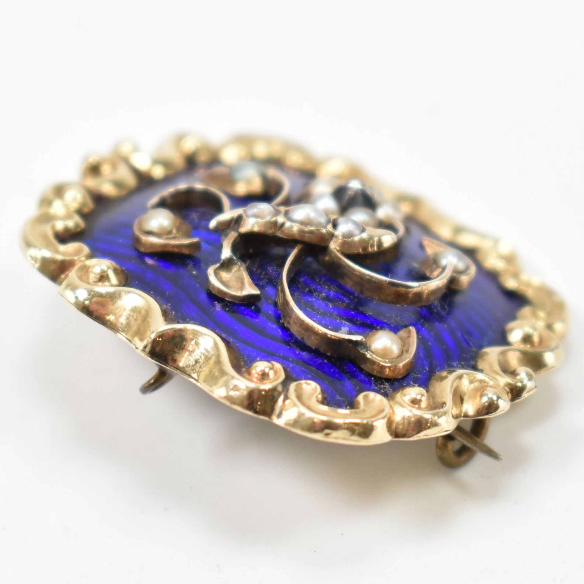 GEORGIAN ANTIUE GOLD SEEDPEARL & ENAMEL BROOCH - Image 4 of 7