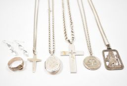 GROUP OF SILVER NECKLACES & JEWELLERY