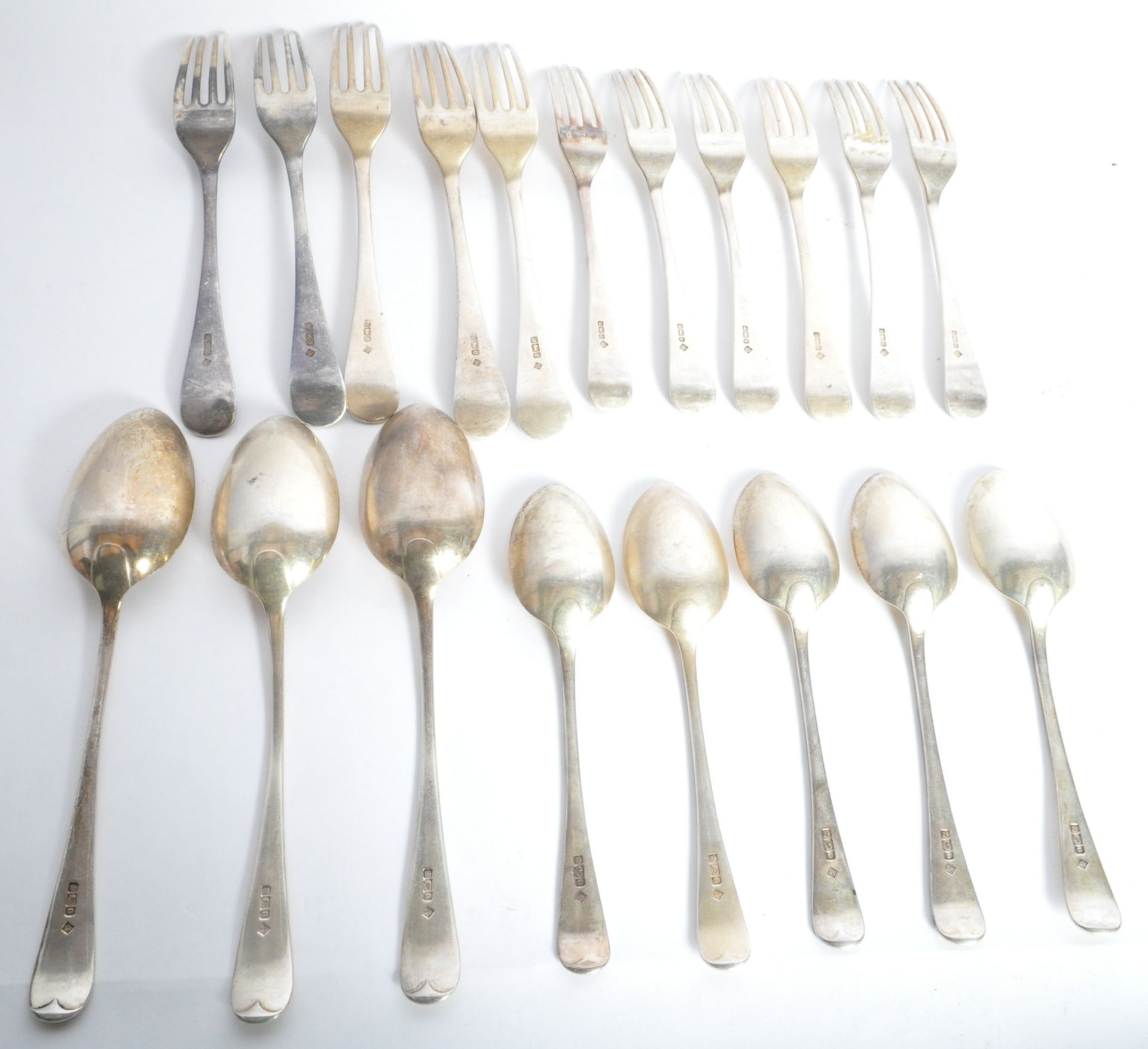 EDWARDIAN 1906 SILVER HALLMARKED CUTLERY SERVICE - Bild 2 aus 8