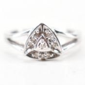 VINTAGE WHITE GOLD & DIAMOND CLUSTER RING