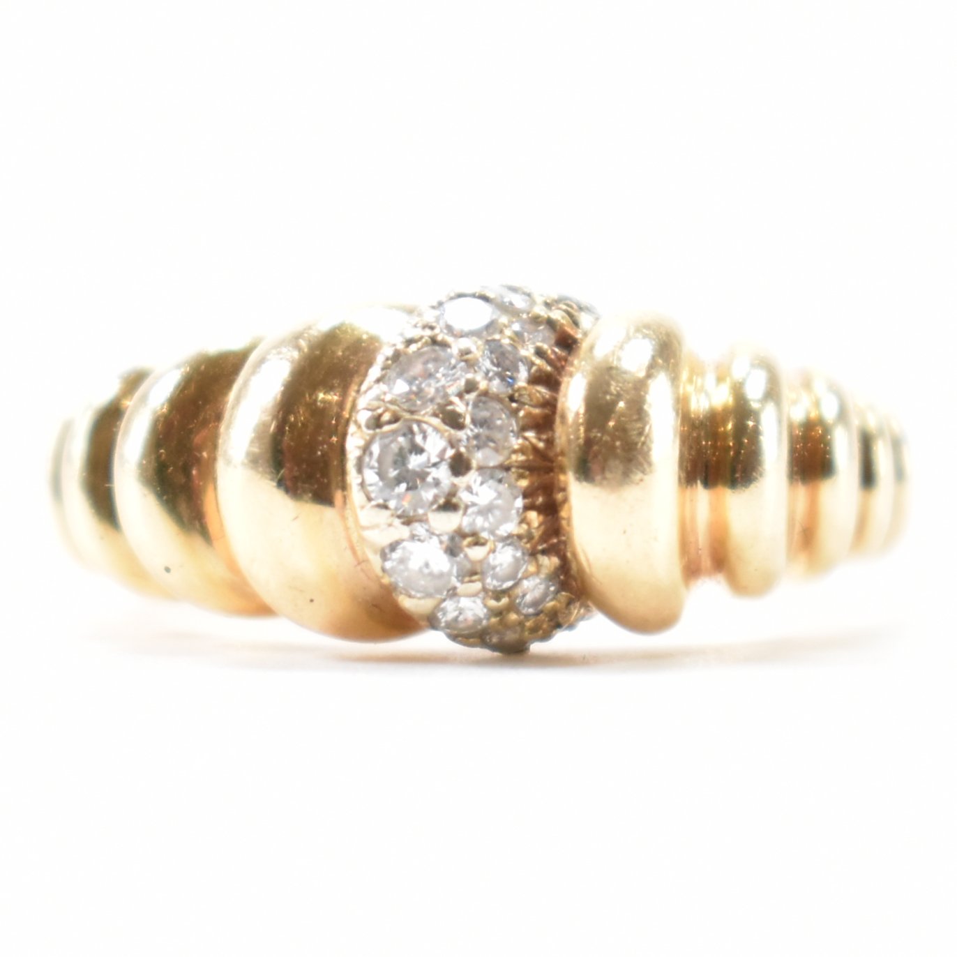 VINTAGE GOLD & DIAMOND REEDED BAND RING