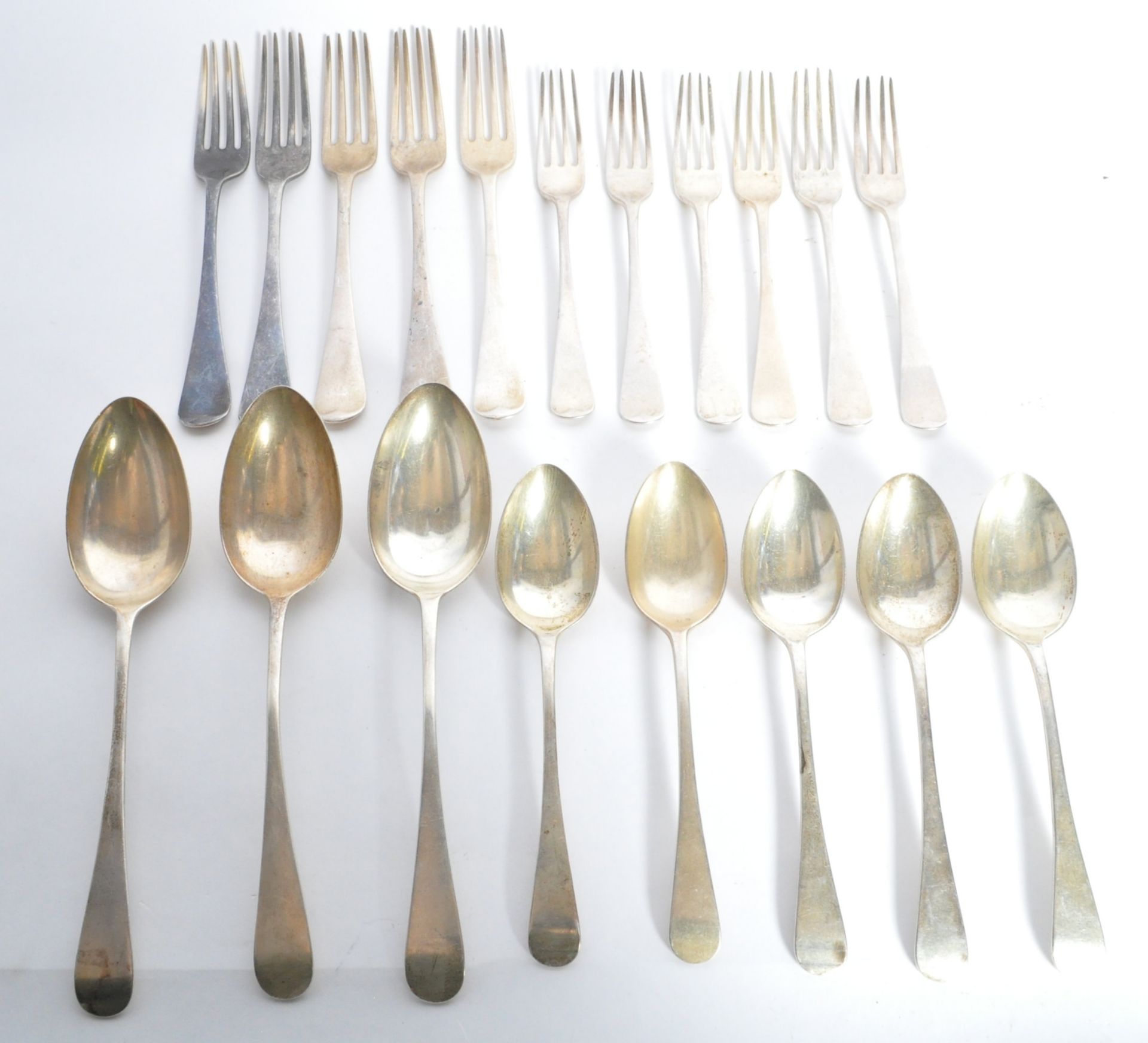 EDWARDIAN 1906 SILVER HALLMARKED CUTLERY SERVICE