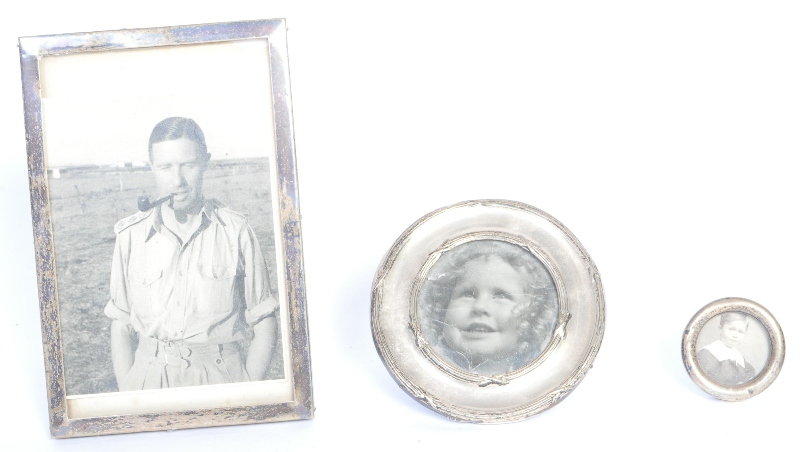 SILVER HALLMARKED 1929 PHOTOGRAPH FRAME & 2 OTHERS - Image 2 of 6