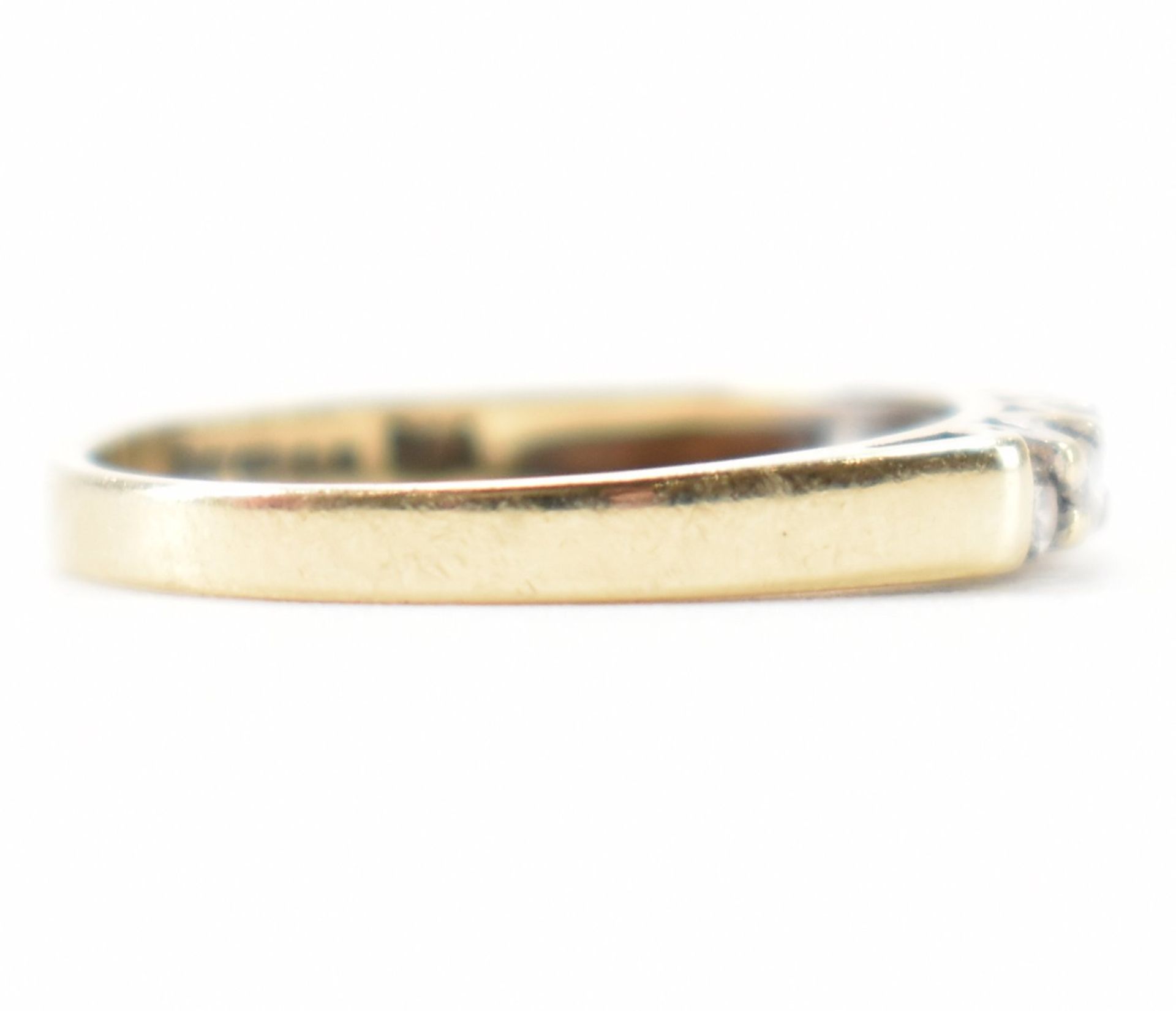 HALLMARKED 9CT GOLD & DIAMOND RING - Image 5 of 8