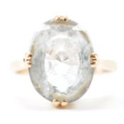 VINTAGE GOLD & AQUAMARINE SINGLE STONE RING