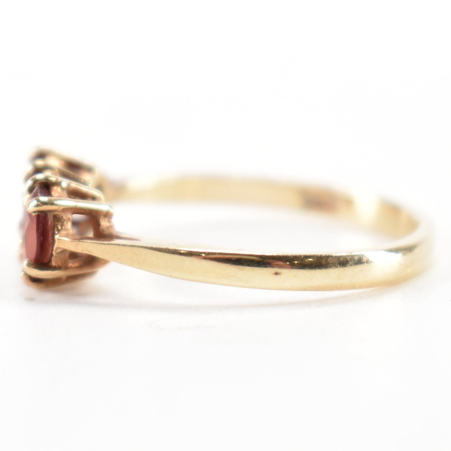 HALLMARKED 9CT GOLD & GARNET RING - Image 2 of 8