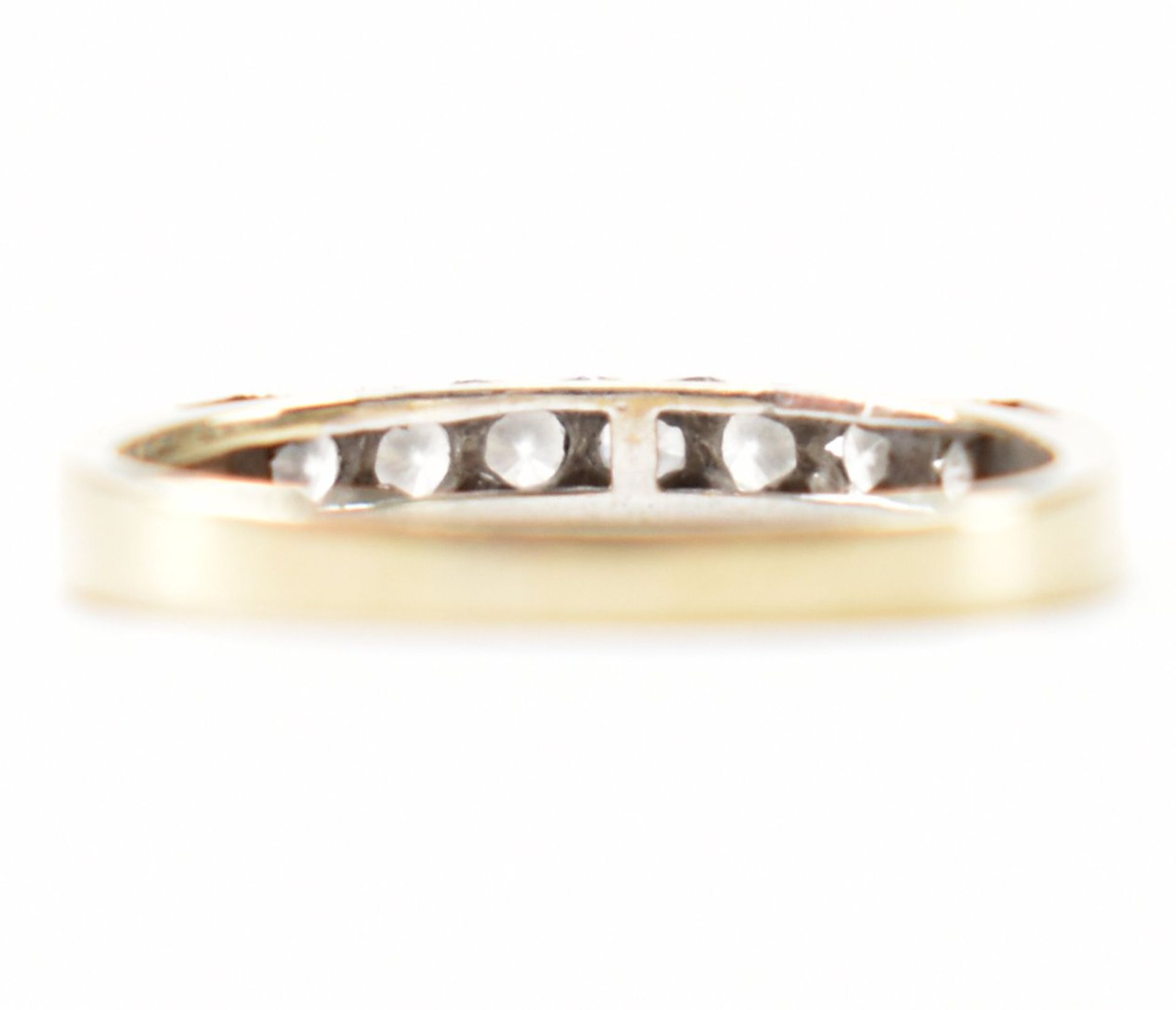 HALLMARKED 9CT GOLD & DIAMOND RING - Image 3 of 8