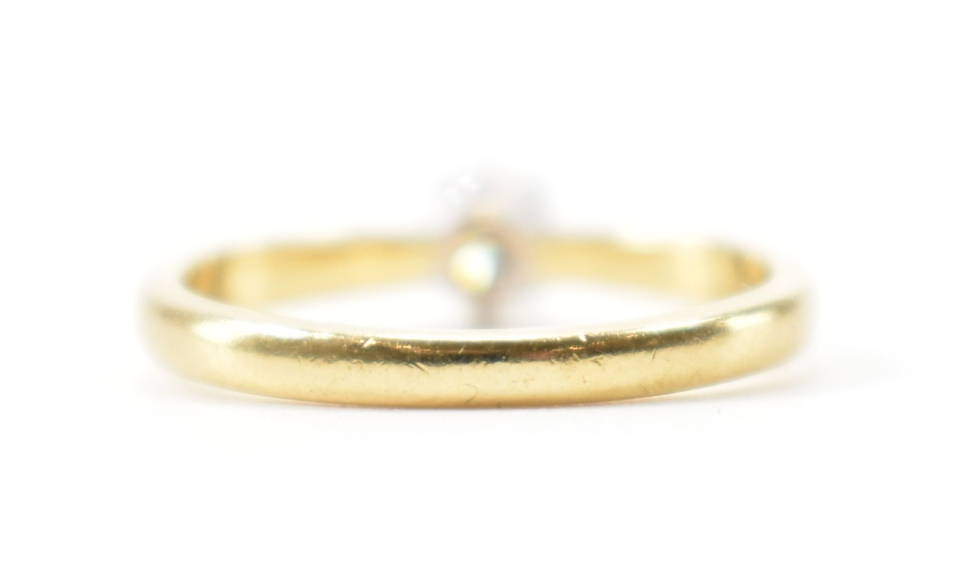 HALLMARKED 18CT GOLD & DIAMOND RING - Image 4 of 9