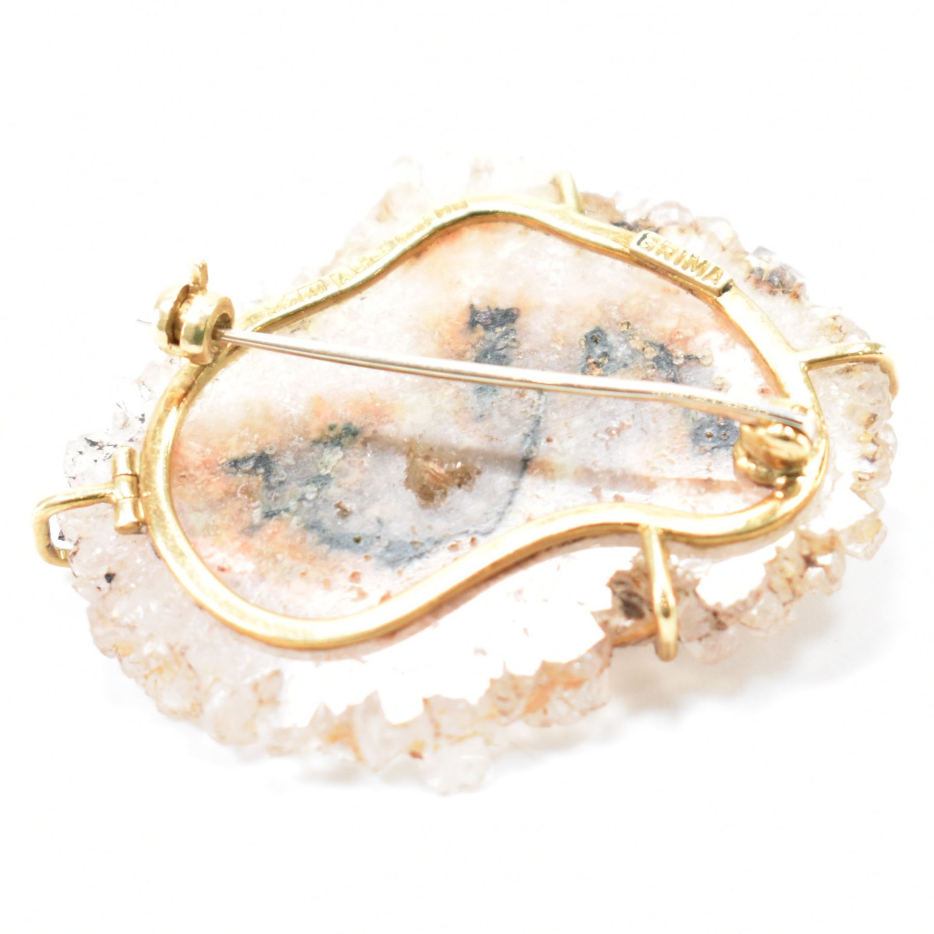 VINTAGE 1970S ANDREW GRIMA 18CT GOLD GEODE SLICE BROOCH - Image 4 of 7