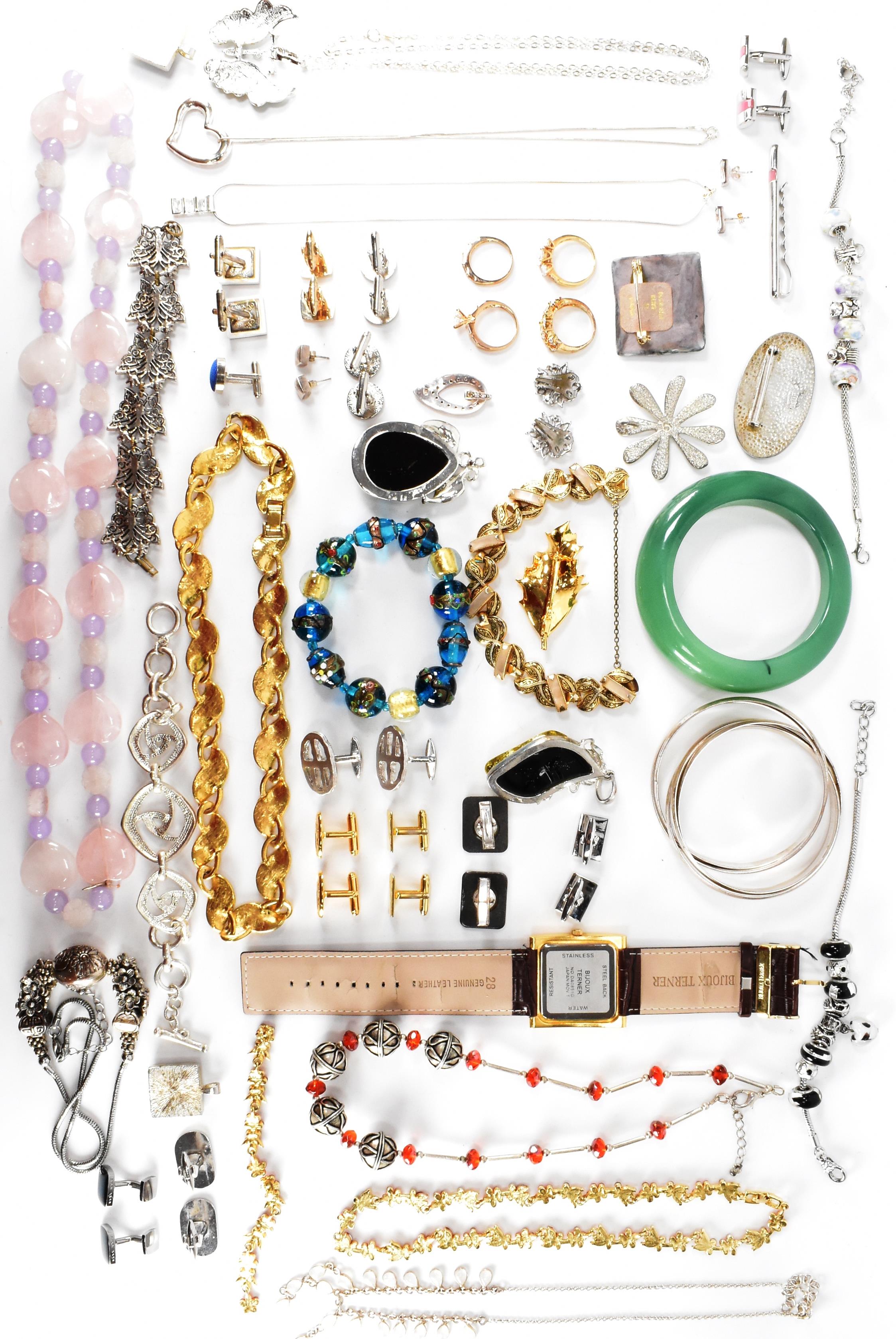LARGE COLLECTION OF COSTUME JEWELLERY - Image 9 of 9