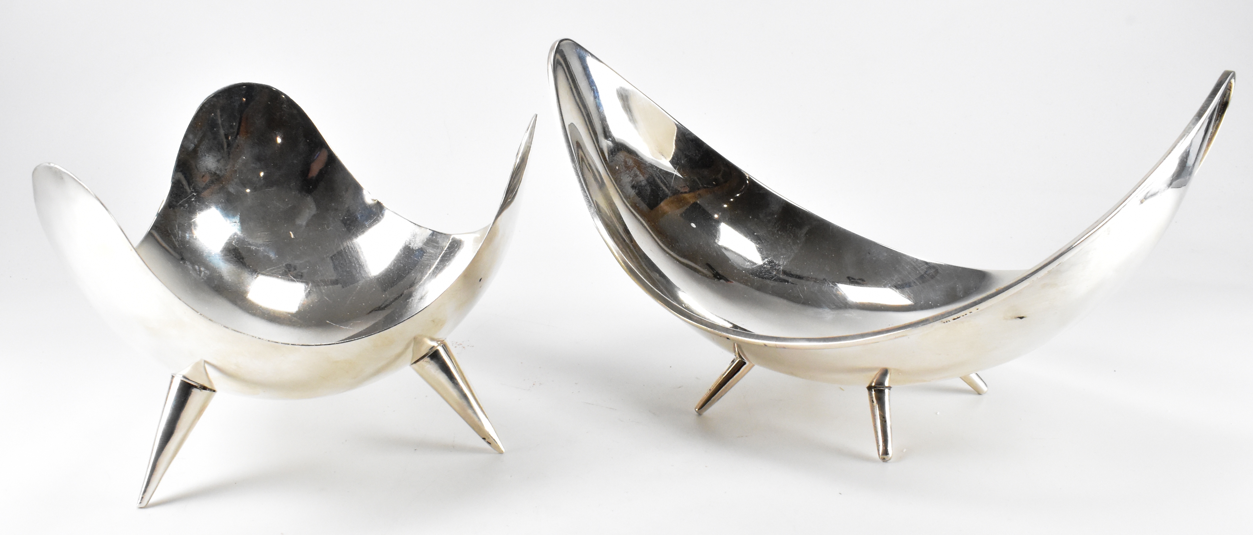 TWO MEXICAN SILVER MINIMALIST BOWLS - Image 2 of 7