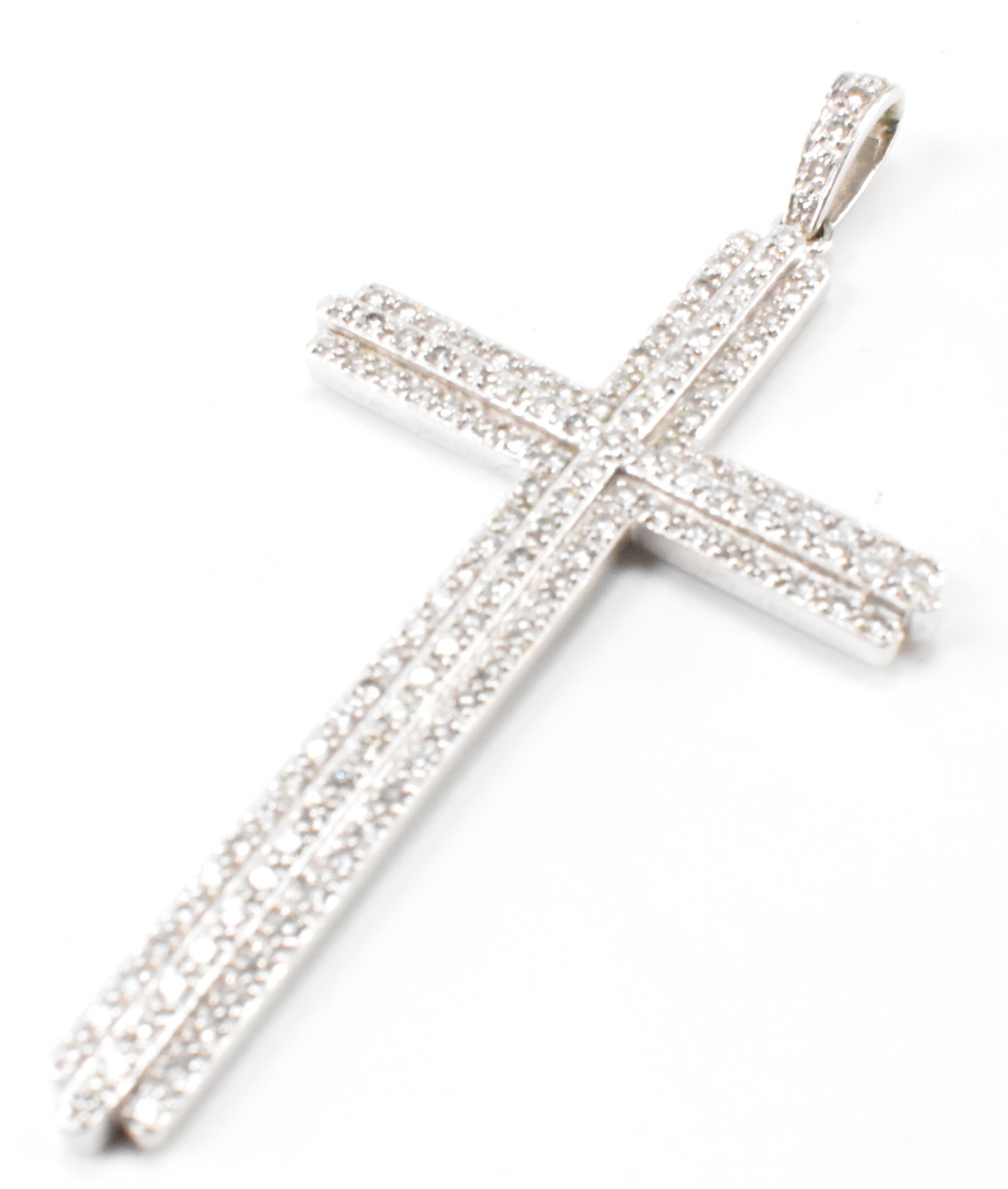 HALLMARKED 9CT WHITE GOLD & DIAMOND CRUCIFIX - Image 3 of 6