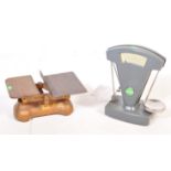 TWO PAIRS OF VINTAGE RETRO AVERY GROCERS SHOP SCALES