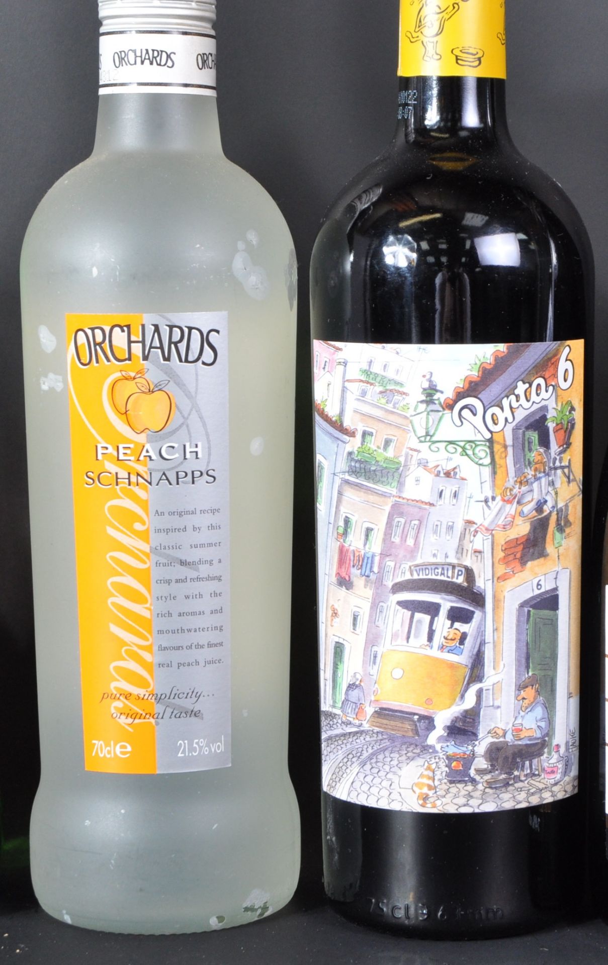 COLLECTION OF ASSORTED ALCOHOL WINE & SPIRITS - Image 4 of 5