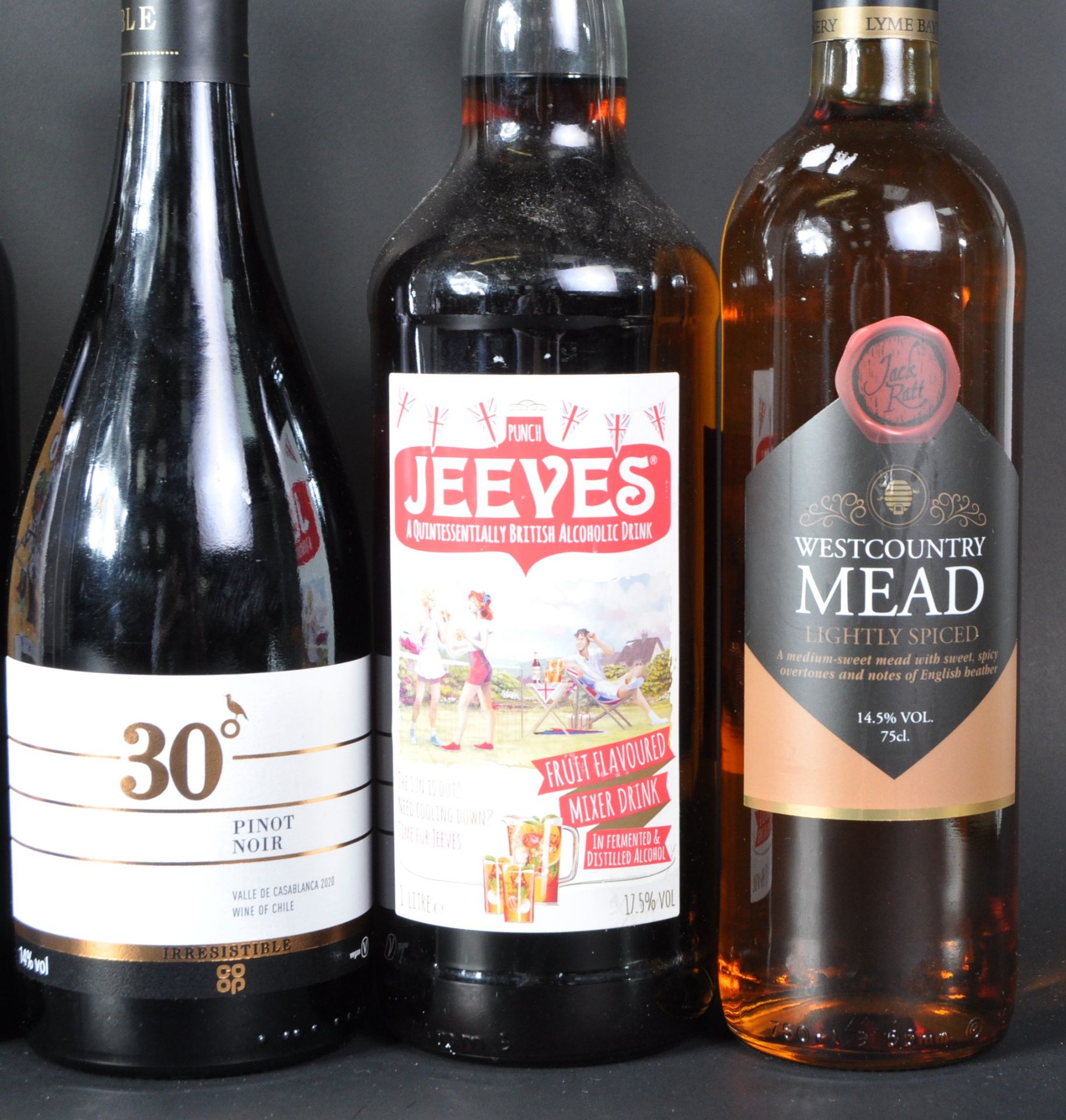 COLLECTION OF ASSORTED ALCOHOL WINE & SPIRITS - Image 5 of 5