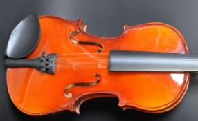 20TH CENTURY CHANTRY VIOLIN MUSICAL INSTRUMENT