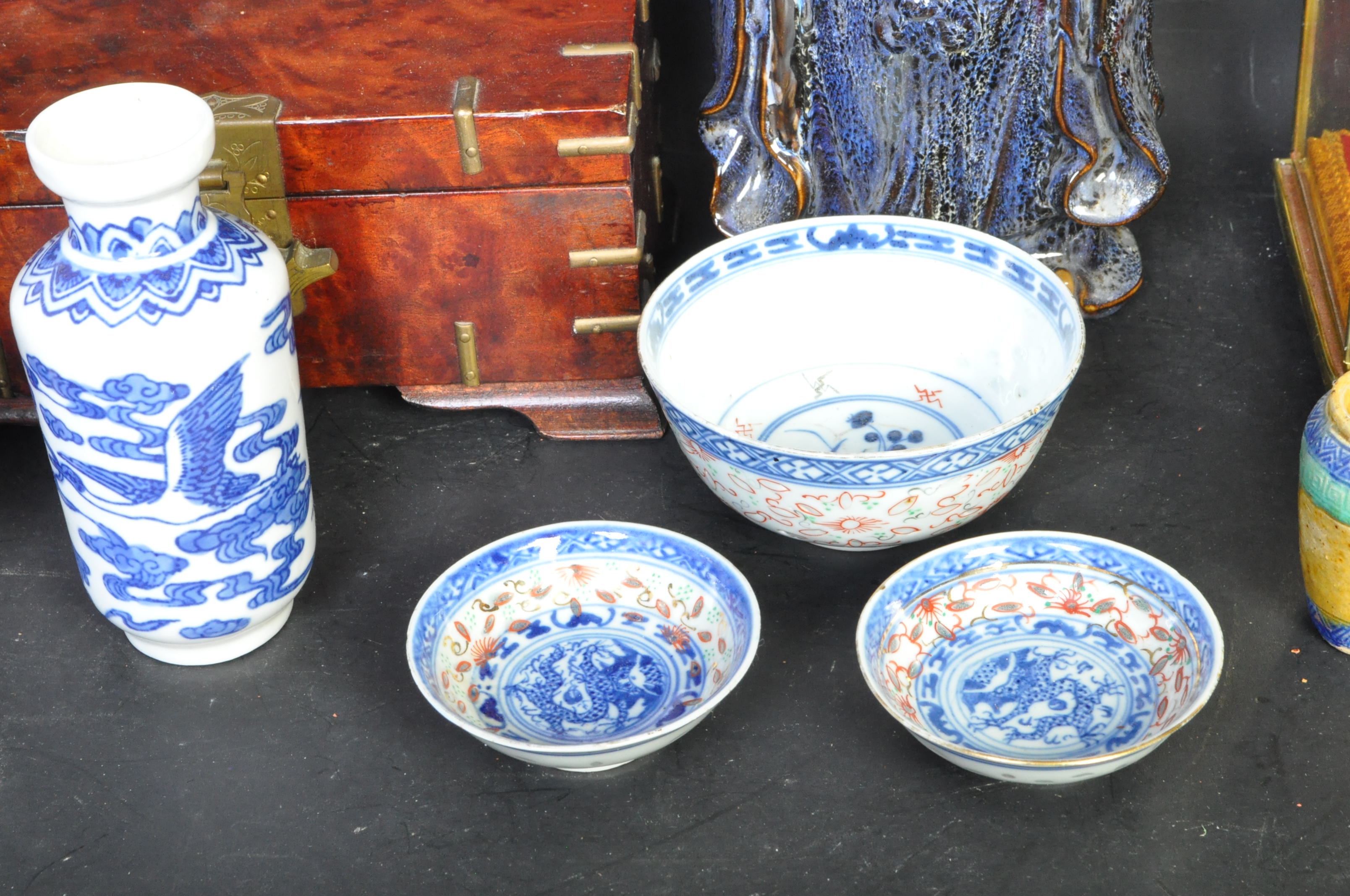 COLLECTION OF VINTAGE 20TH CENTURY CHINES ORIENTAL CERAMICS - Image 2 of 6