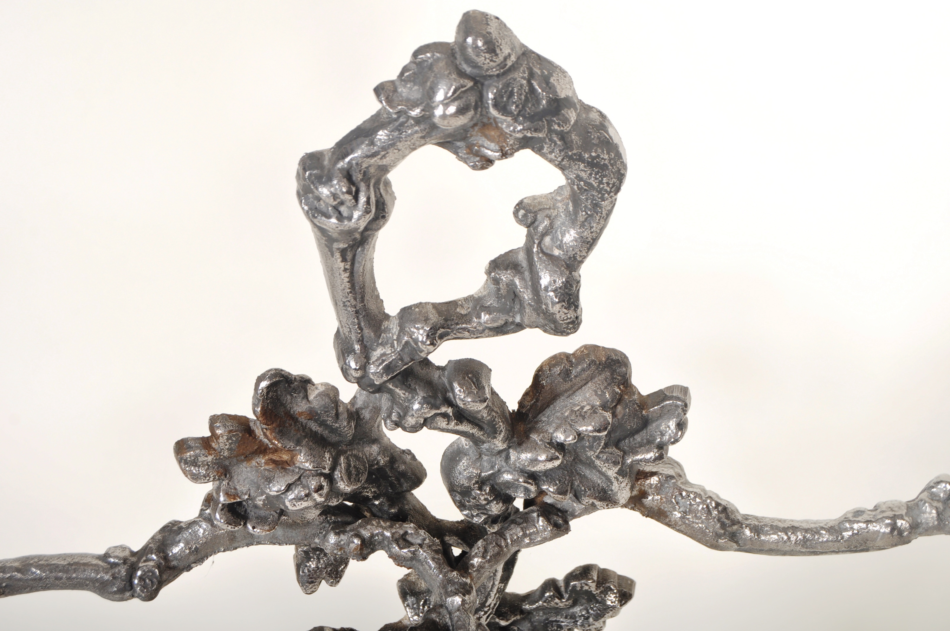 19TH CENTURY COALBROOKDALE MANNER CAST IRON DOG STICKSTAND - Image 6 of 8