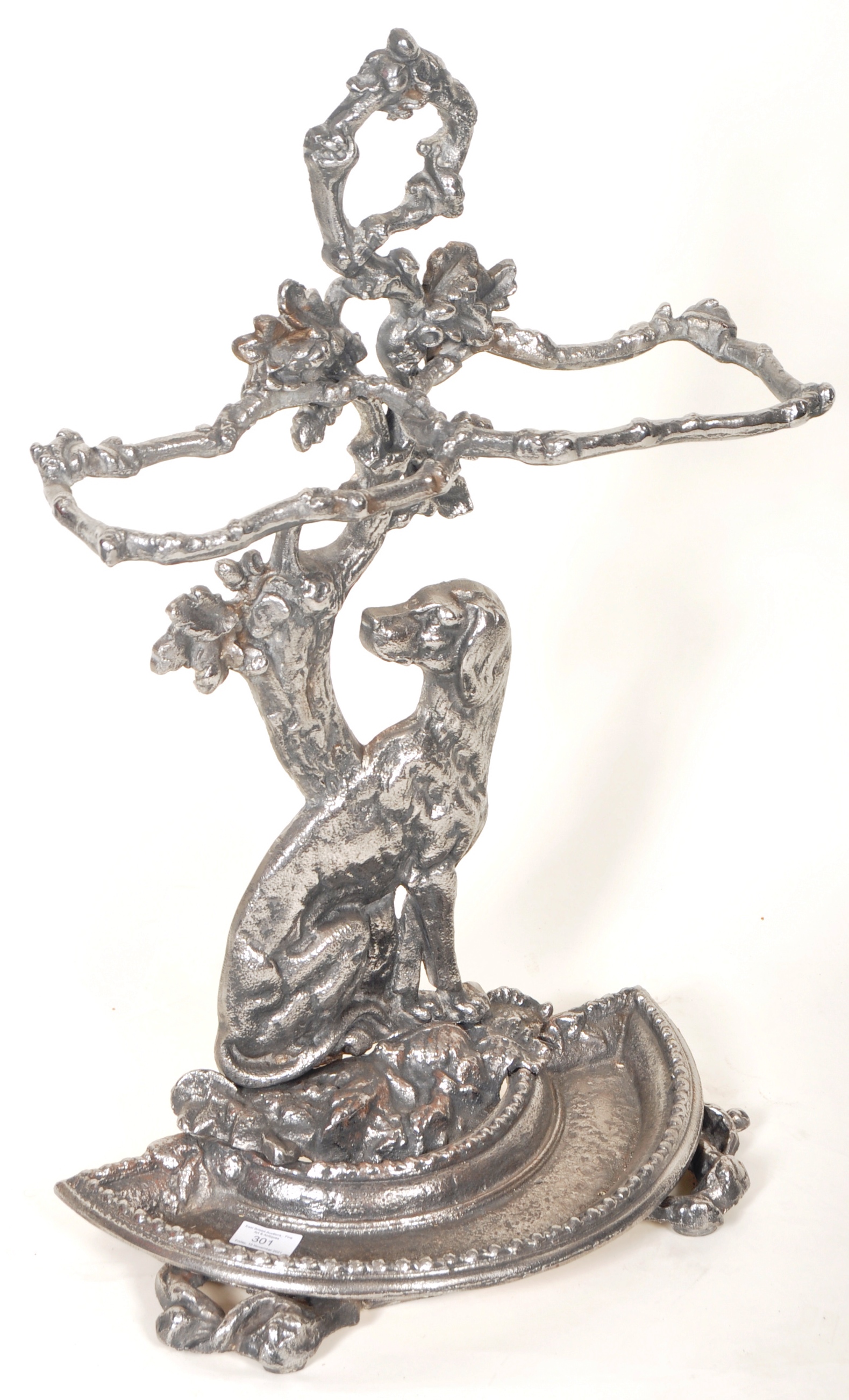 19TH CENTURY COALBROOKDALE MANNER CAST IRON DOG STICKSTAND - Image 2 of 8