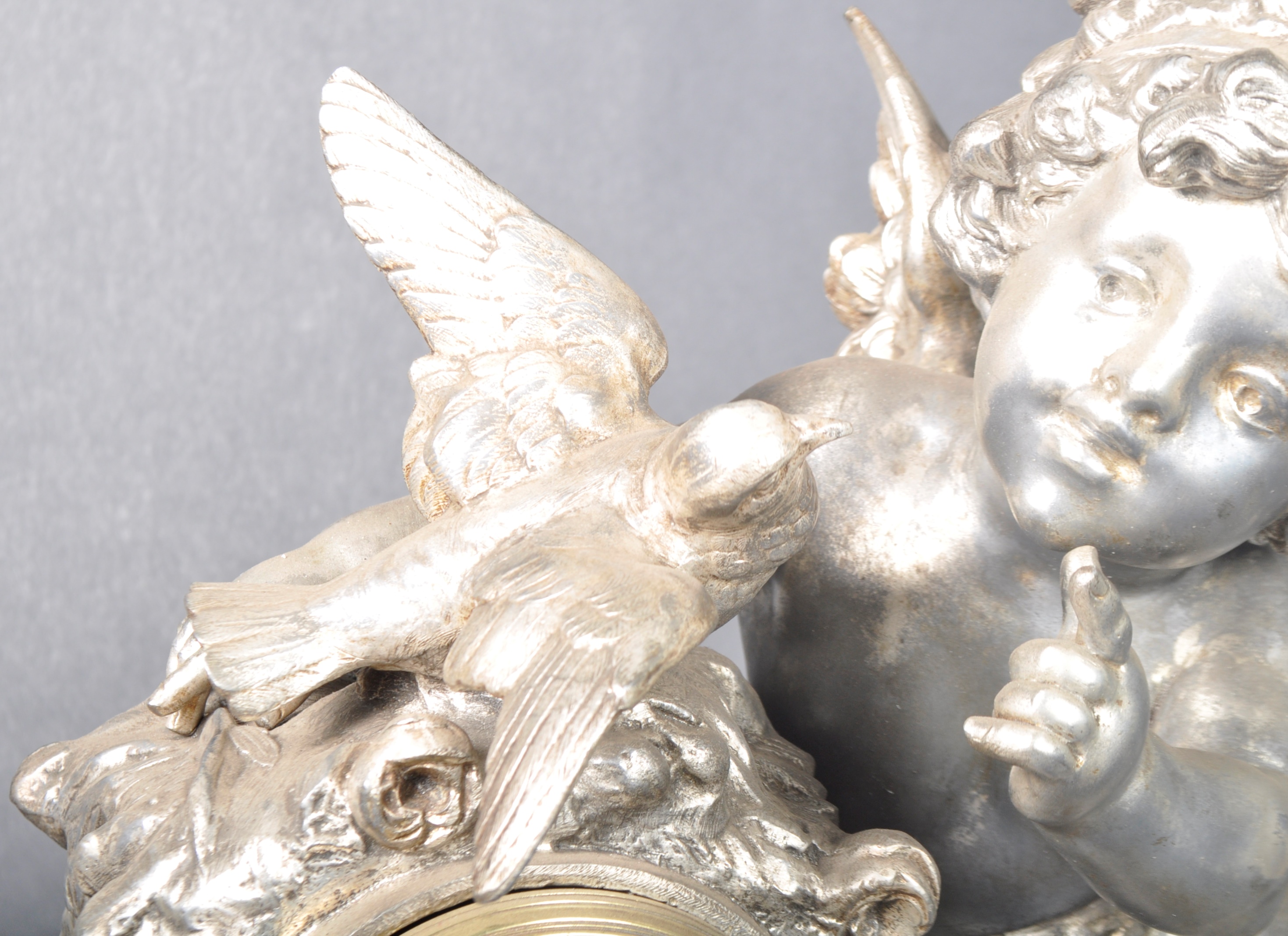 19TH CENTURY FRENCH CHERUB MANTEL CLOCK ON MARBLE BASE - Image 3 of 11