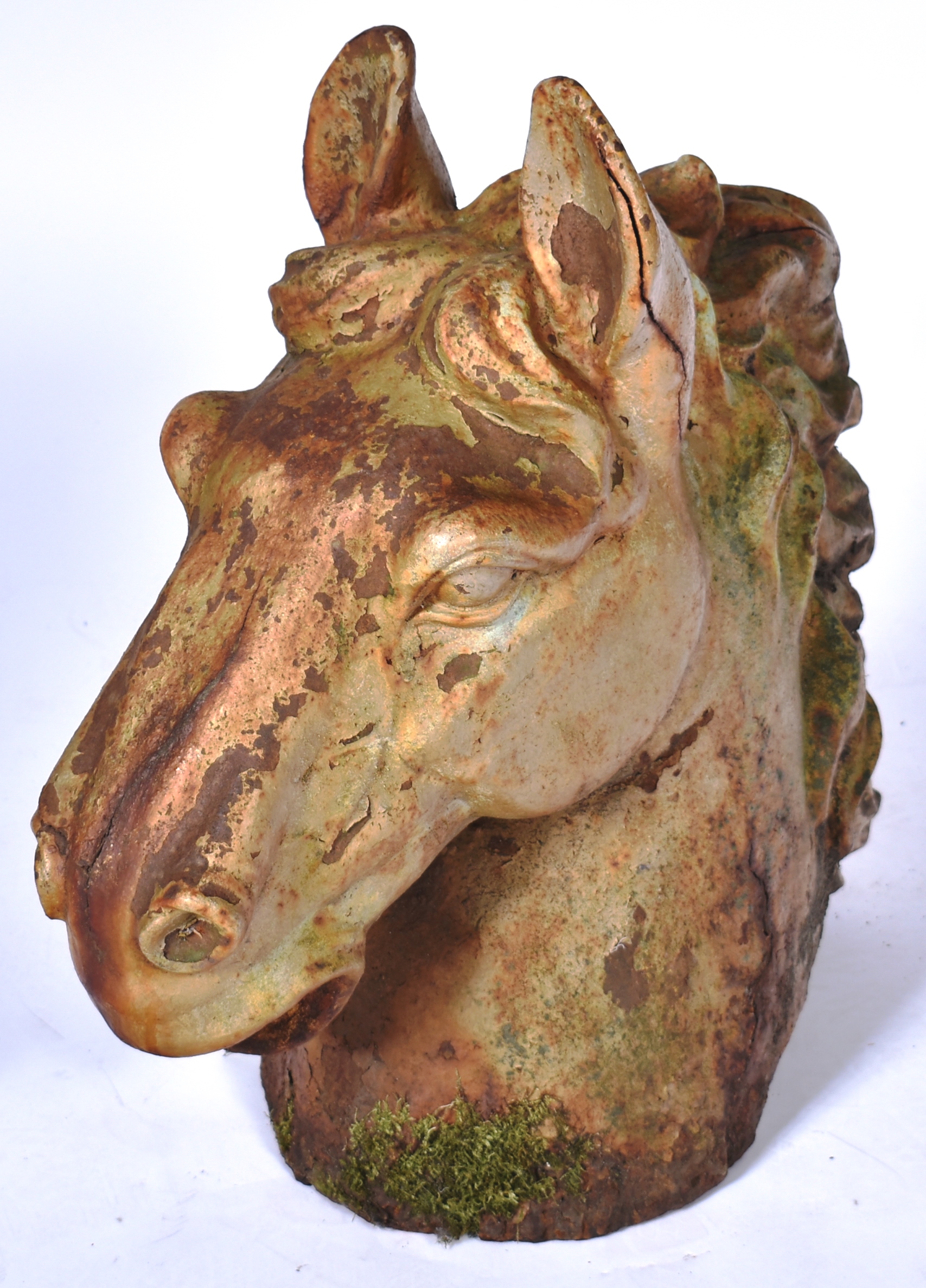 19TH CENTURY VICTORIAN HEAVY CAST IRON HORSES HEAD - Image 2 of 9