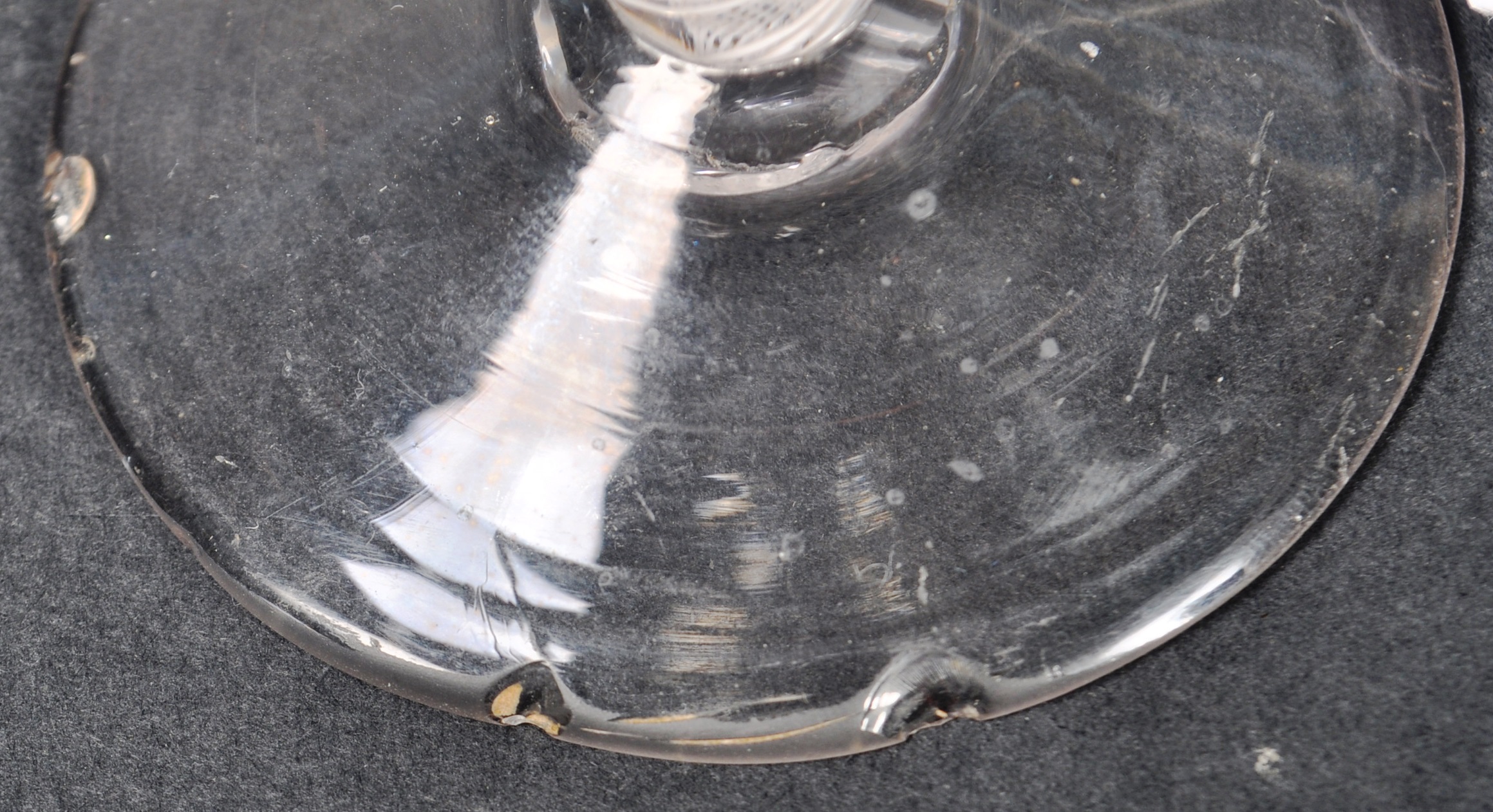 18TH CENTURY GEORGE III MULTI SPIRAL AIR TWIST WINE GLASS - Image 7 of 7