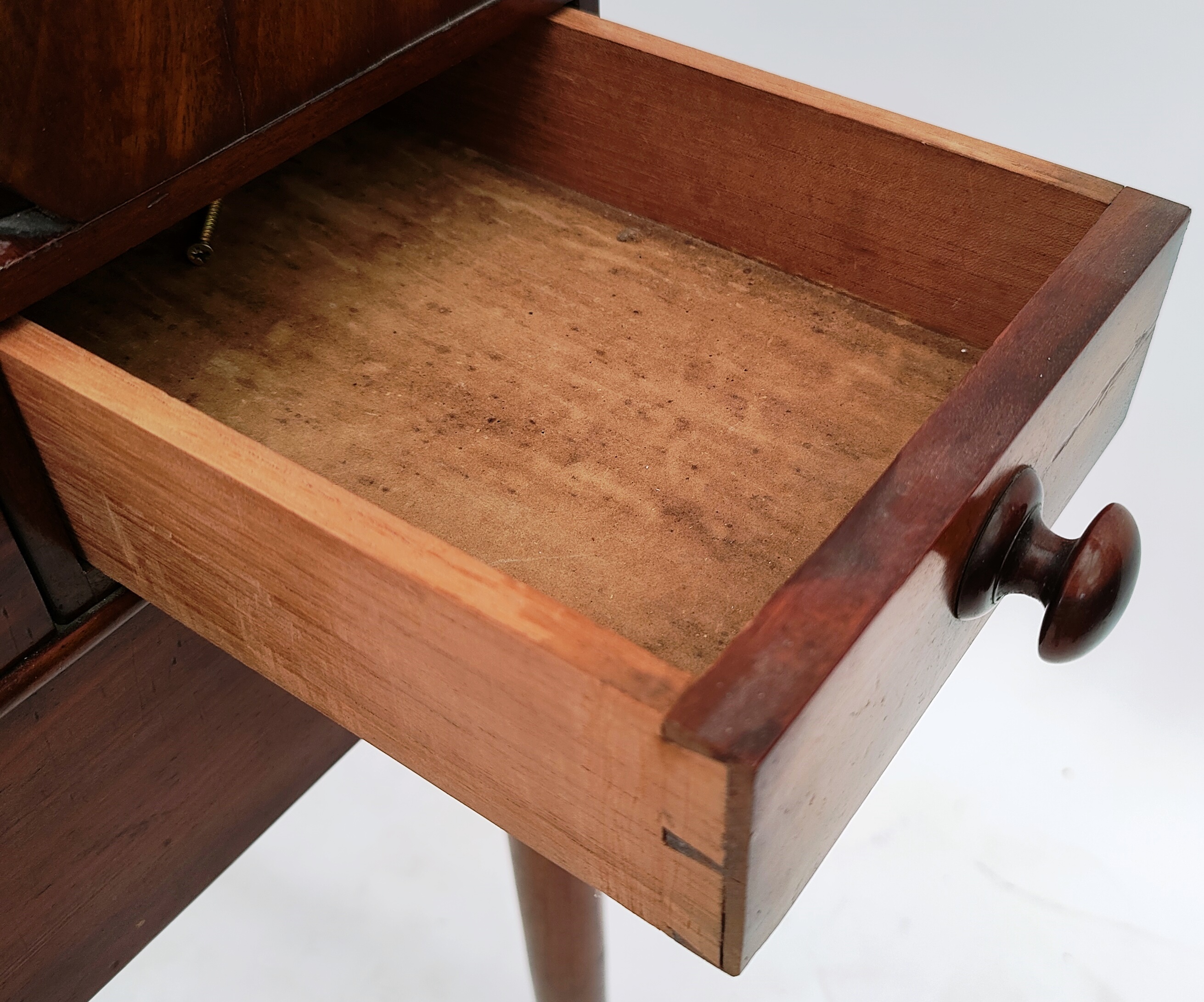 19TH CENTURY MAHOGANY BONHERU DE JOUR DESK - Image 7 of 8