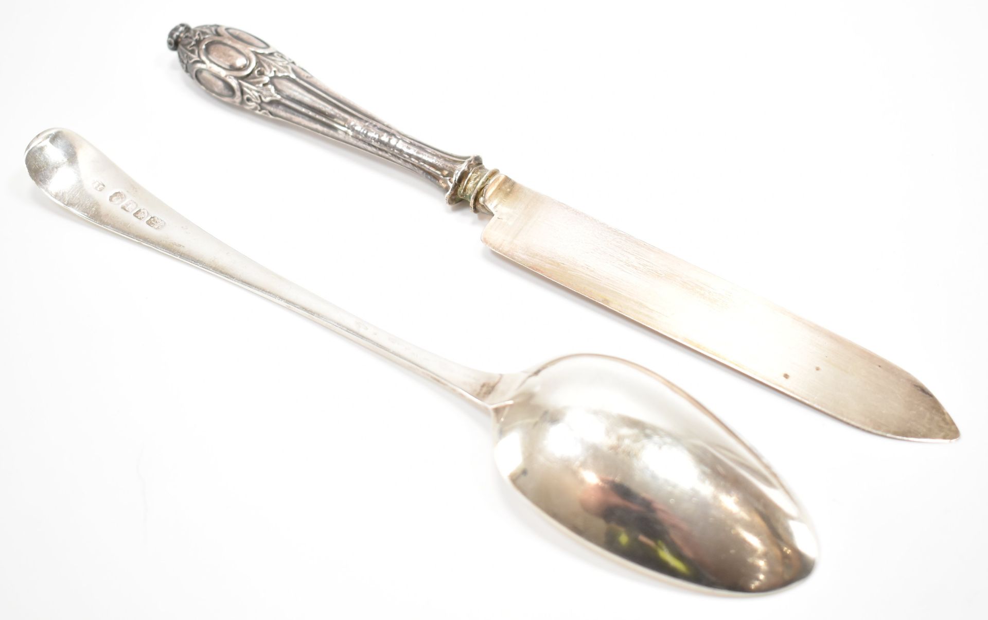 SILVER HALLMARKED VICTORIAN KNIFE & GEORGIAN SPOON - Image 4 of 6