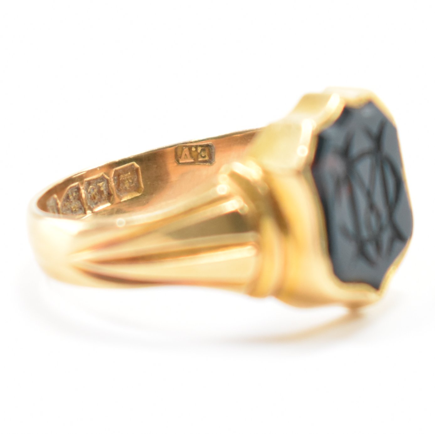 VICTORIAN 18CT GOLD & BLOOD STONE SIGNET RING - Image 6 of 9