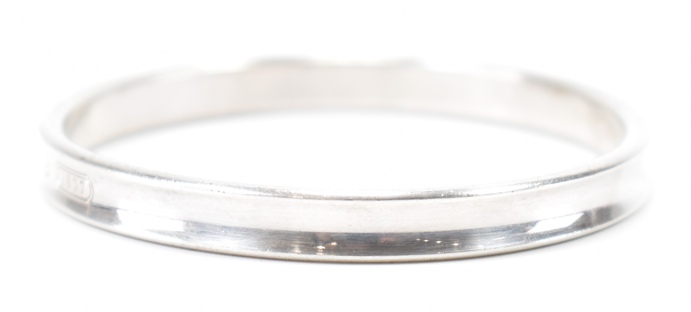 TIFFANY & CO SILVER BANGLE BRACELET - Image 3 of 6