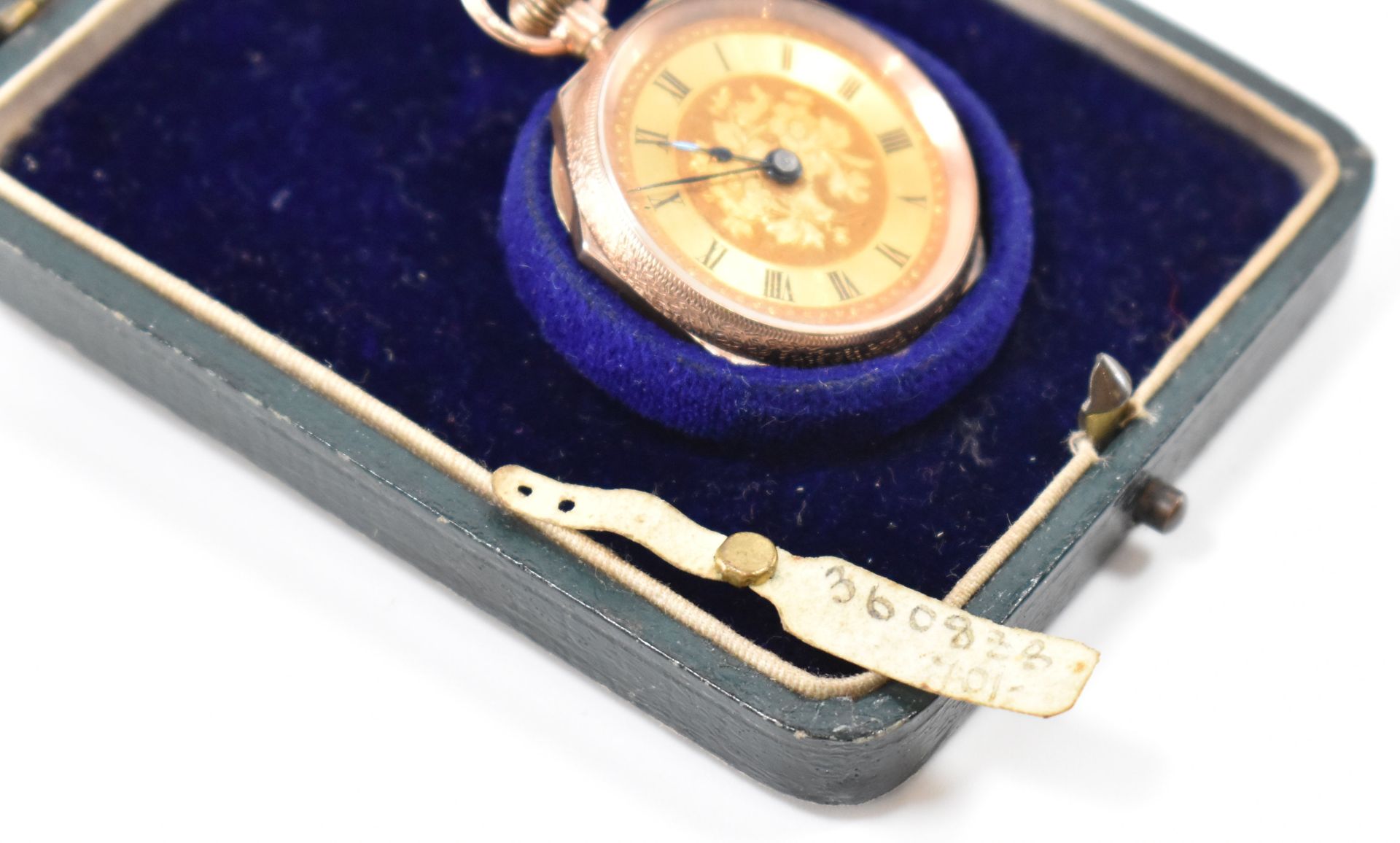 HALLMARKED EDWARDIAN 9CT GOLD FOB WATCH - Bild 5 aus 6