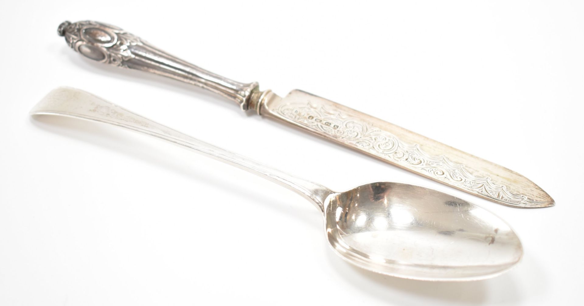 SILVER HALLMARKED VICTORIAN KNIFE & GEORGIAN SPOON - Image 2 of 6