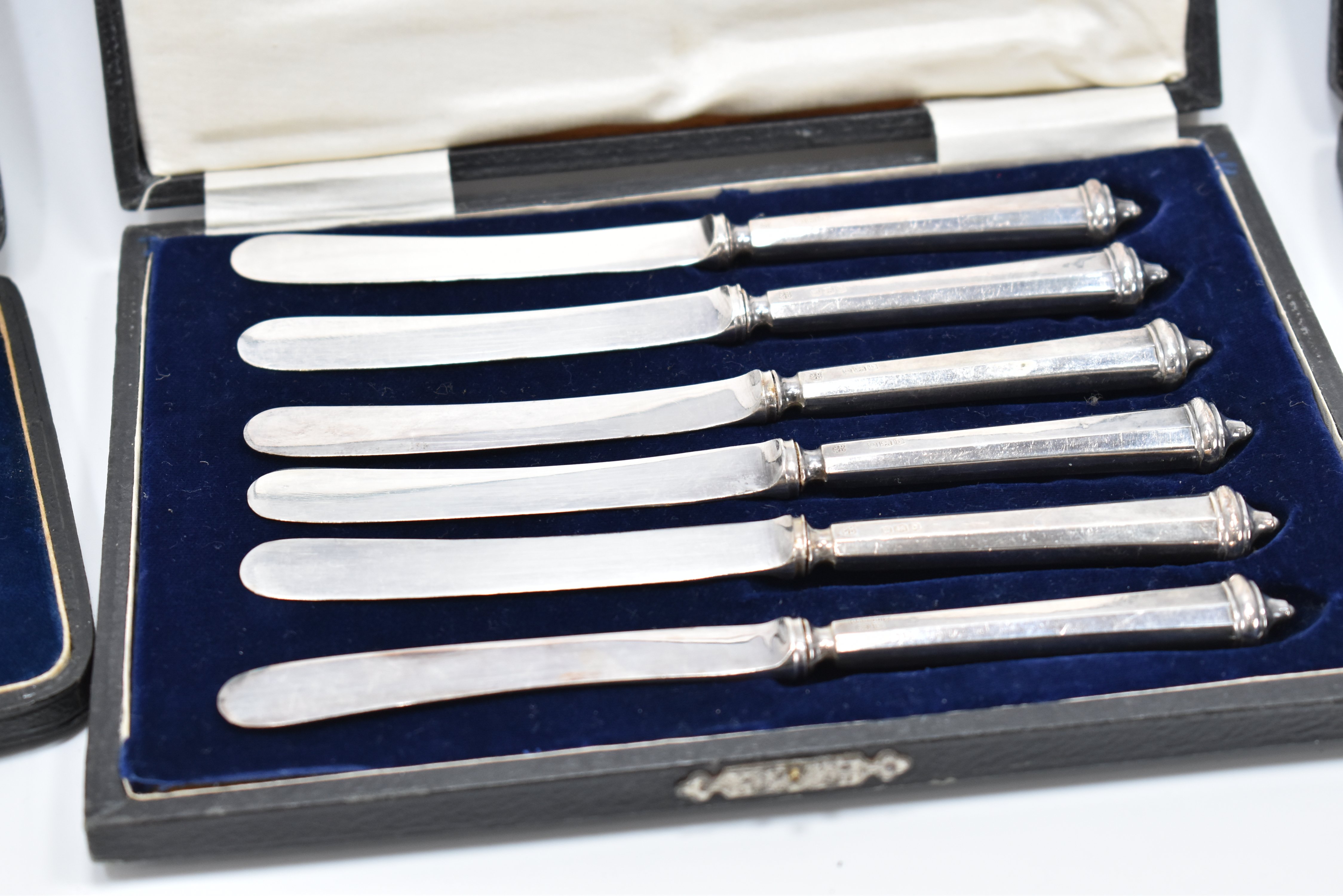 THREE SETS OF CASED SILVER FLATWARE - SPOONS & KNIVES - Image 3 of 9