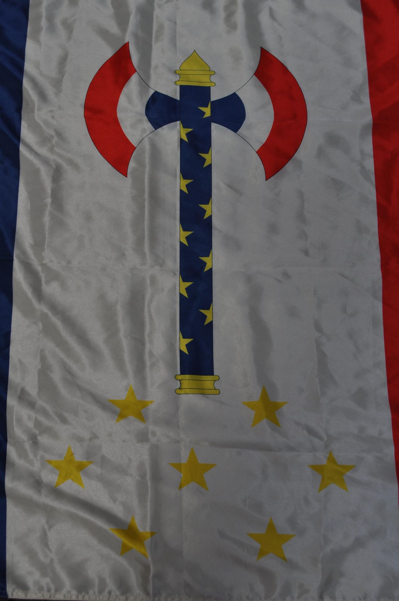 WWII INTEREST - LARGE VICHY FRENCH FORCES SILKEN FLAG - Image 2 of 5