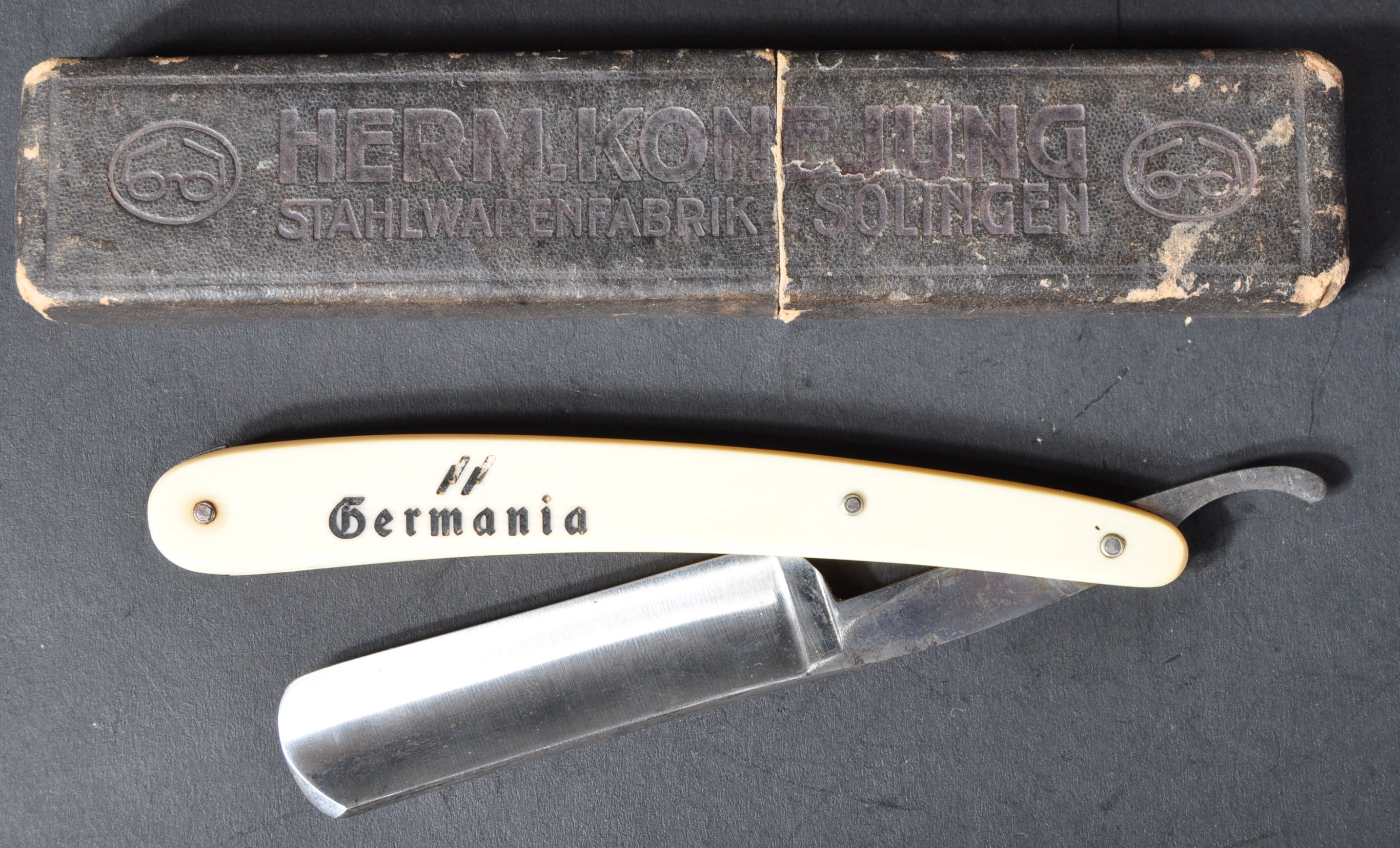 WWII SECOND WORLD WAR THIRD REICH GERMAN SS RAZOR