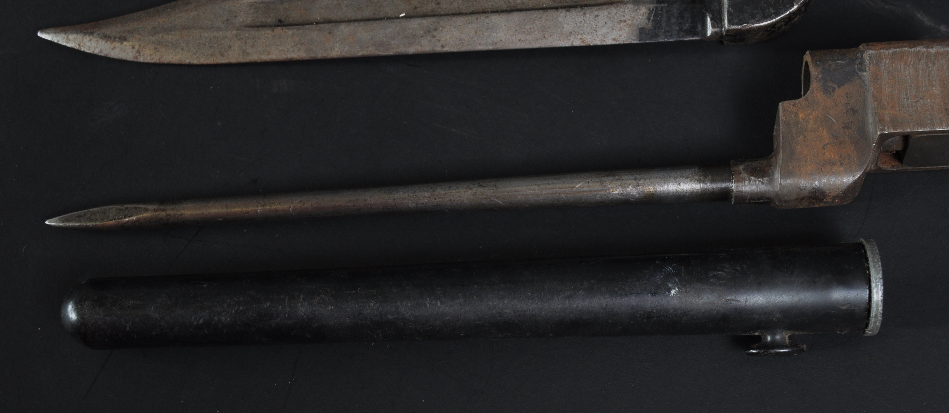 TWO POST WAR BRITISH MILITARY LEE ENFIELD RIFLE SOCKET BAYONETS - Image 2 of 8