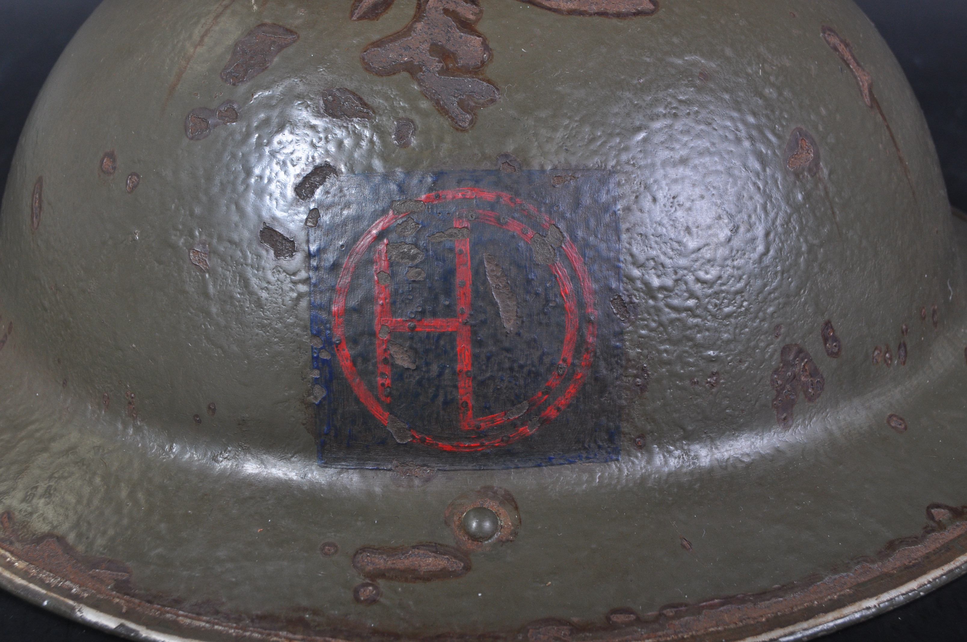 WWII SECOND WORLD WAR BRITISH STEEL BRODIE HELMET - Image 2 of 6