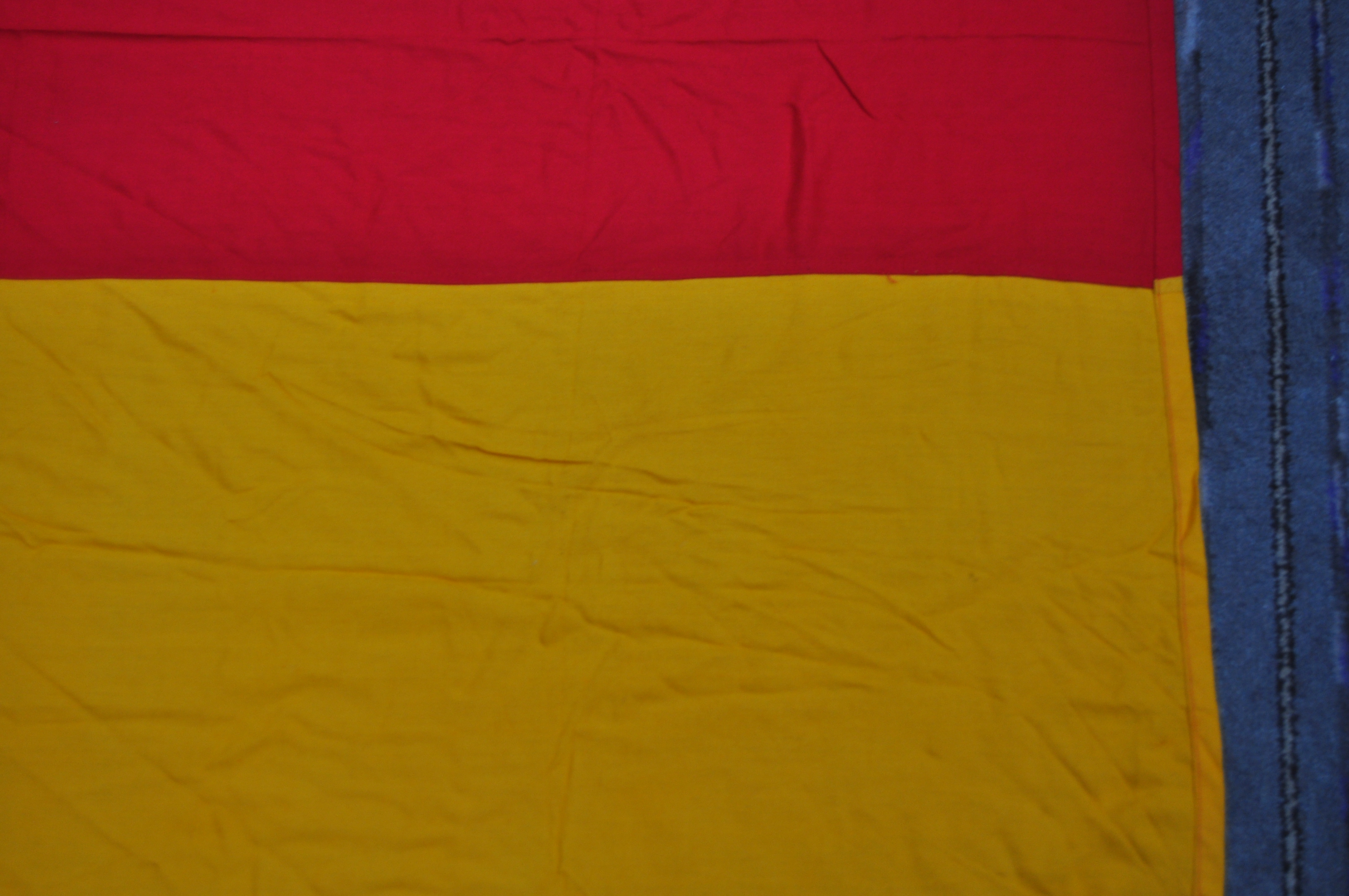 LARGE ORIGINAL EAST GERMAN MILITARY FLAG - Image 3 of 6