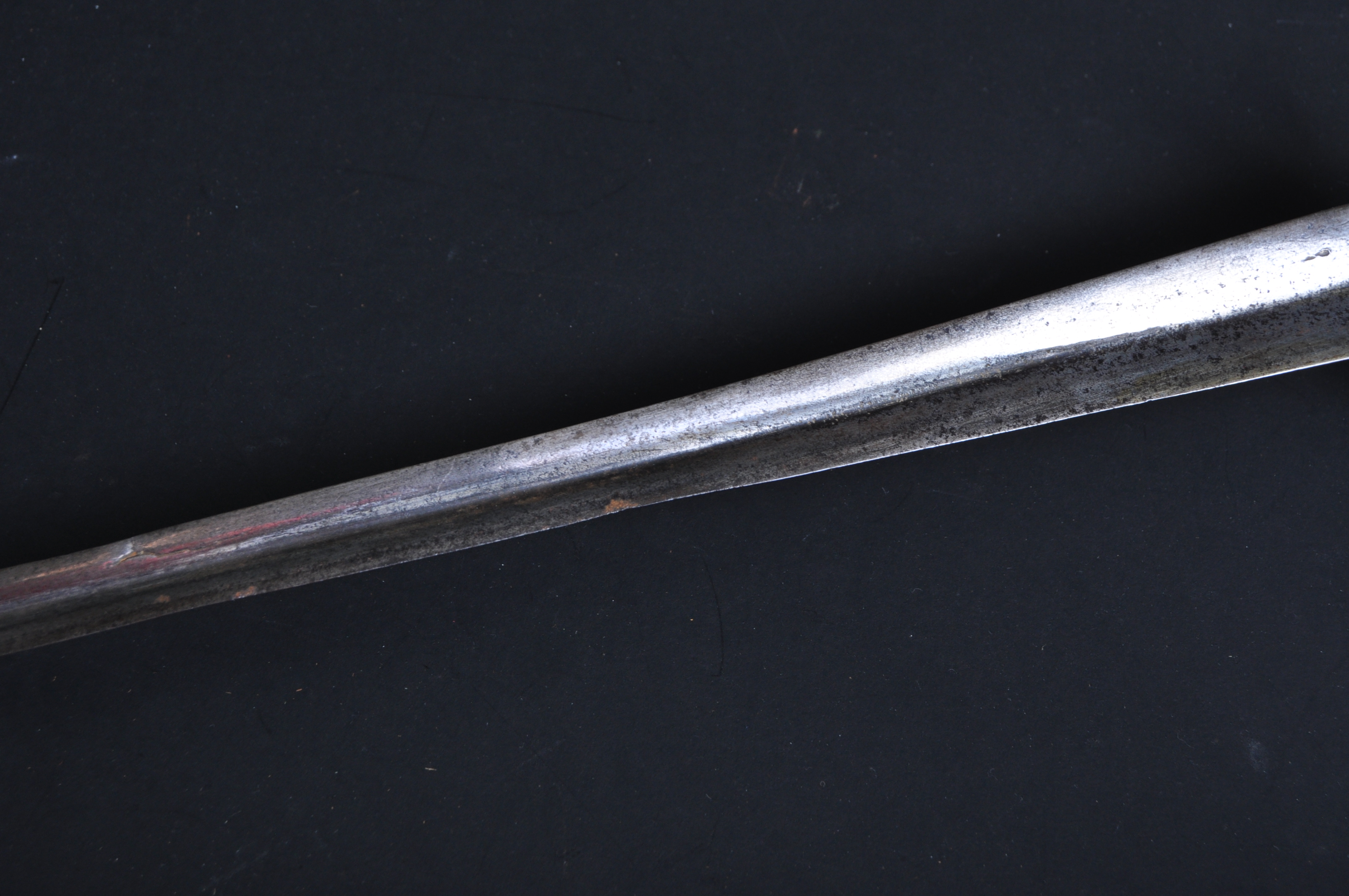 18TH CENTURY EUROPEAN SHORT SWORD - Image 7 of 9