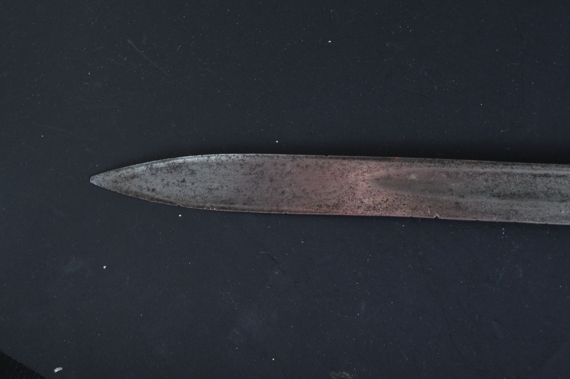 17TH CENTURY ENGLISH CIVIL WAR MORTUARY STYLE SWORD - Image 7 of 7