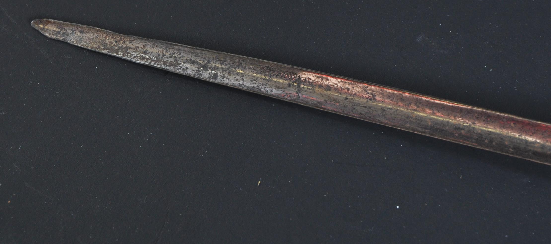 18TH CENTURY EUROPEAN SHORT SWORD - Image 9 of 9